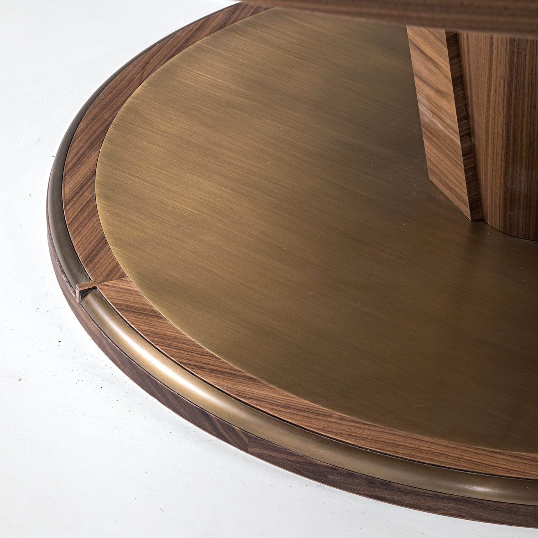 Cesare Dining Table by Simone Ciarmoli and Miguel Queda - Alternative view 2