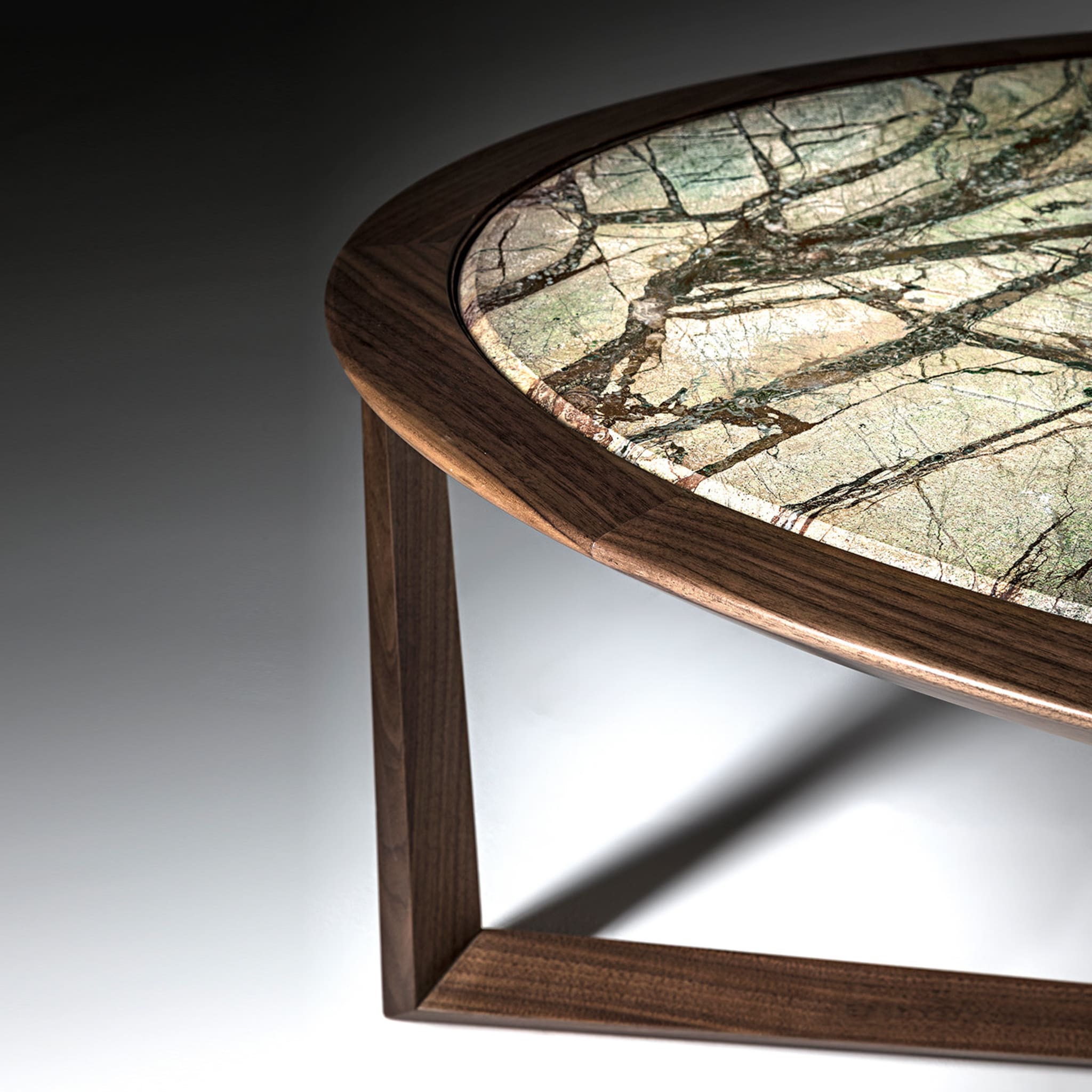 Triangolo Oval Coffee Table by Ivano Colombo - Alternative view 1