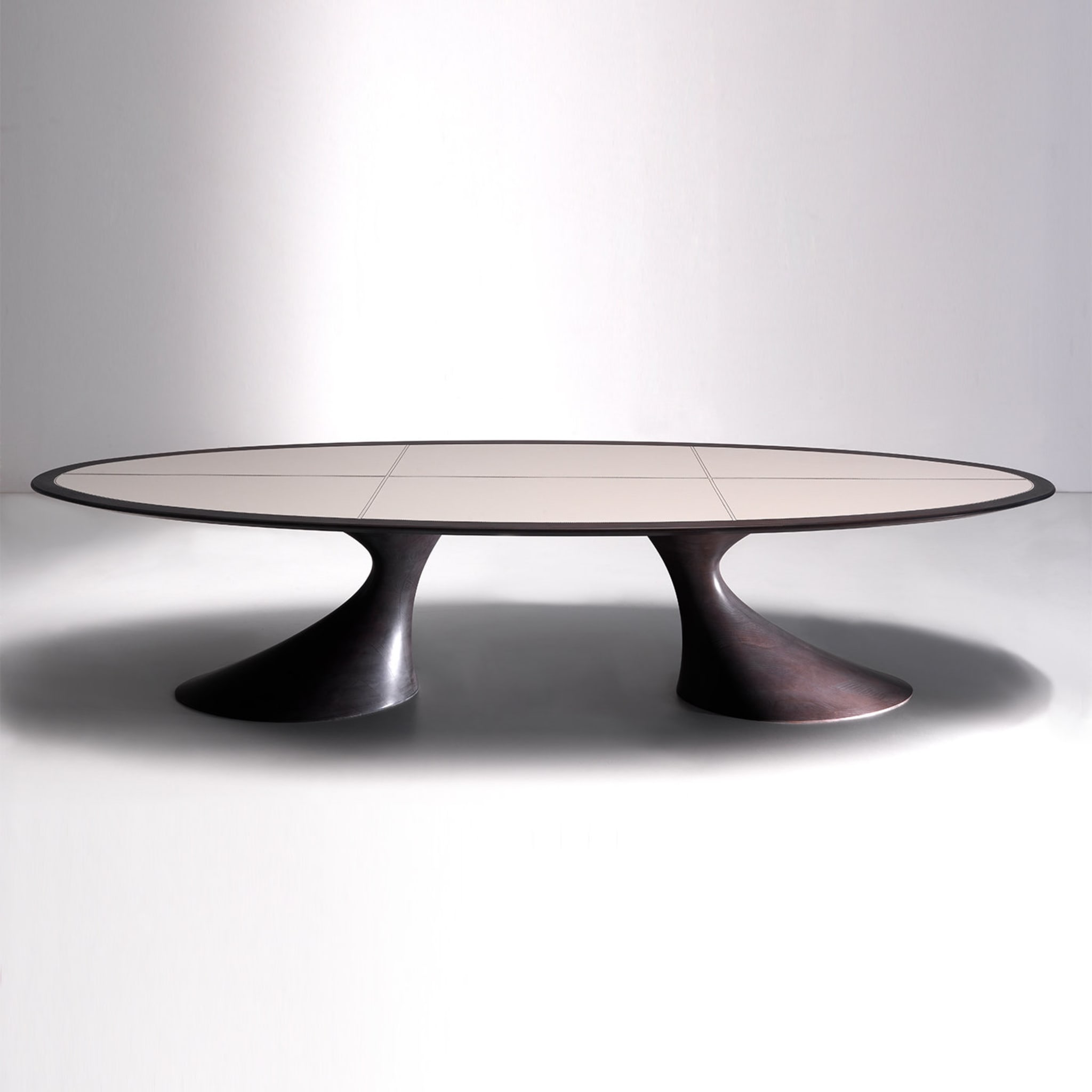 Bend Dining Table by Giovanna Azzarello - Alternative view 1