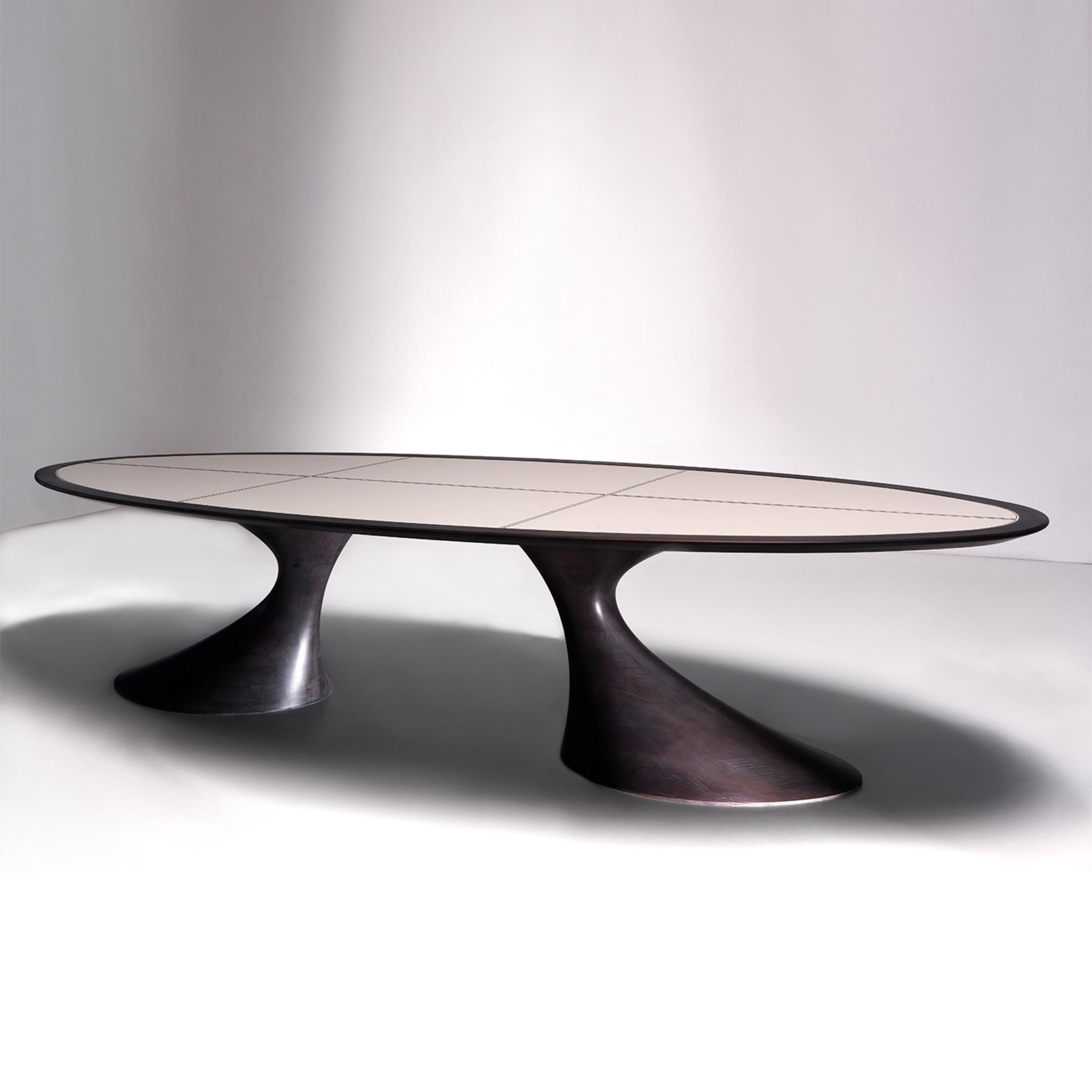 Bend Dining Table by Giovanna Azzarello - Alternative view 2