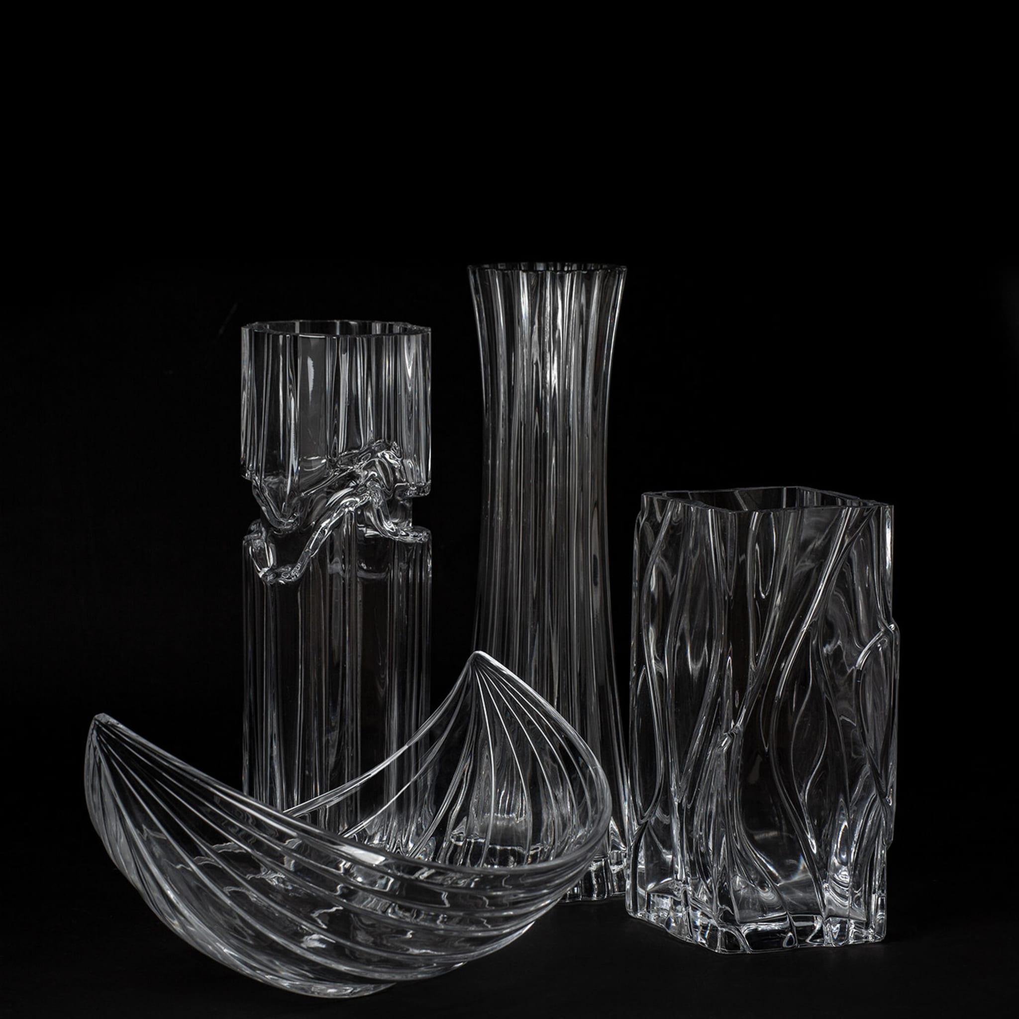 Stelo Vase by Angelo Mangiarotti - Alternative view 1
