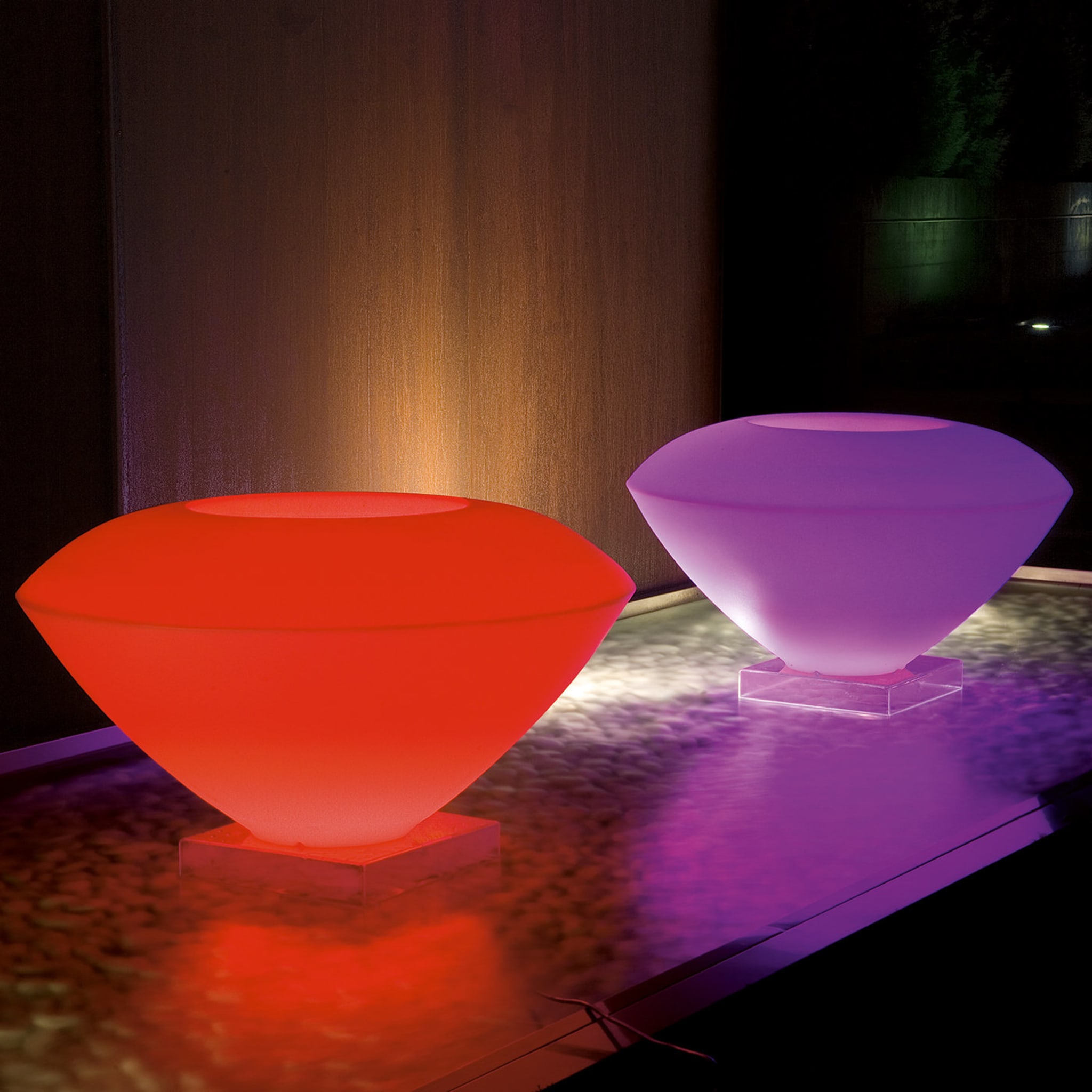 Trotty Floor Lamp with RGB Light Kit by Giorgio Tesi  - Alternative view 2