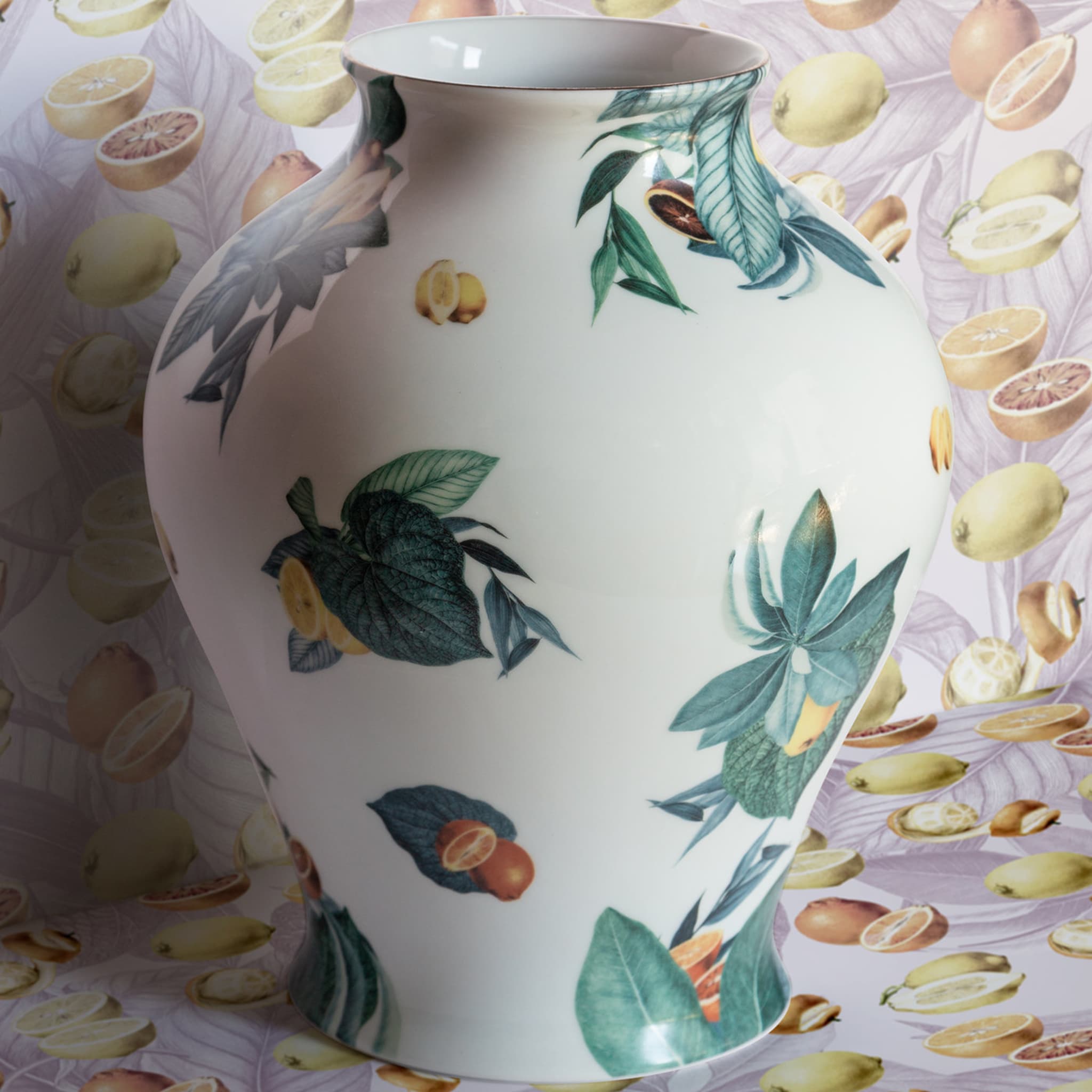Amalfi Amphora Porcelain Vase With Leaves And Citrus Fruits H32Cm - Alternative view 1