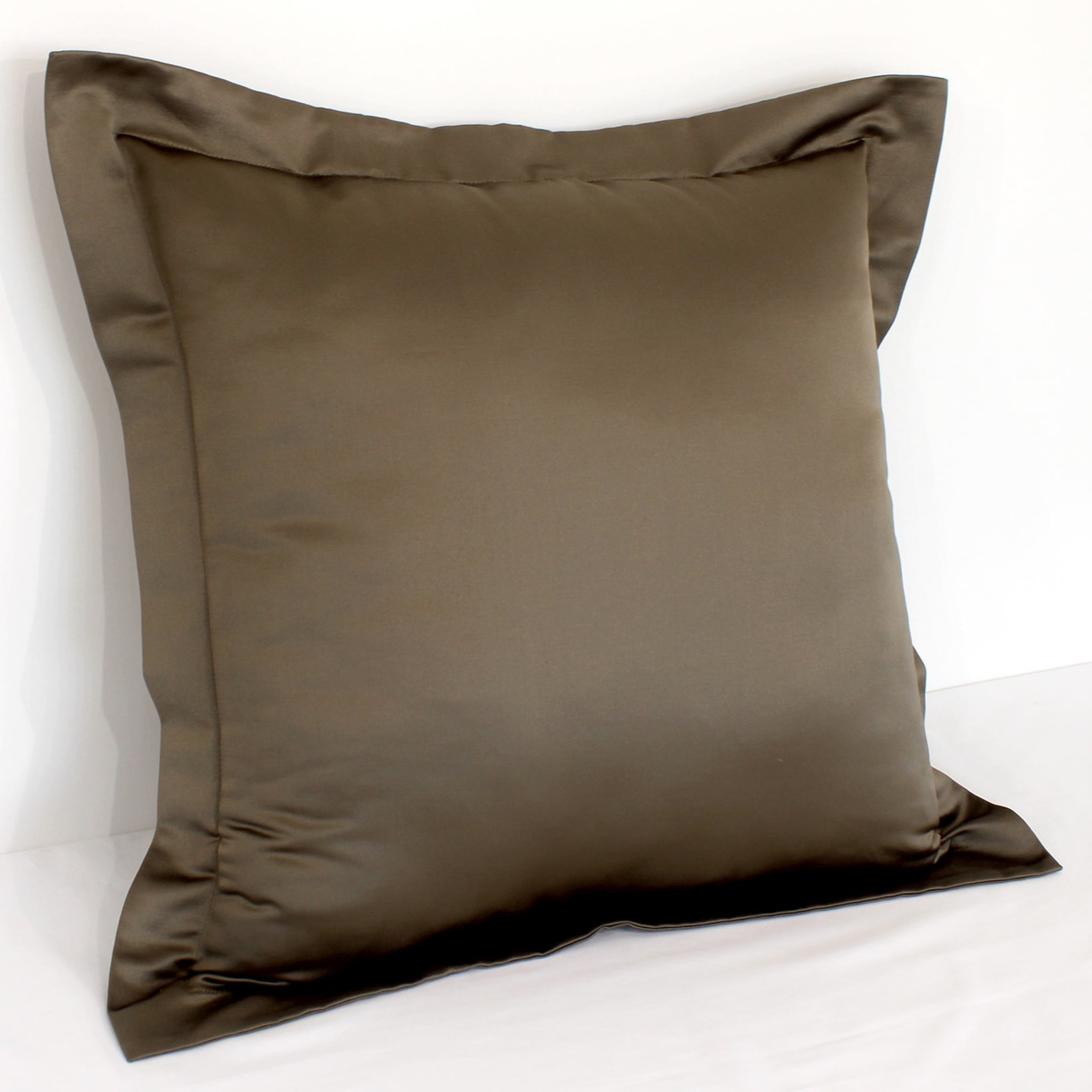 Set of 2 Large Dark Brown Cushions - Alternative view 1