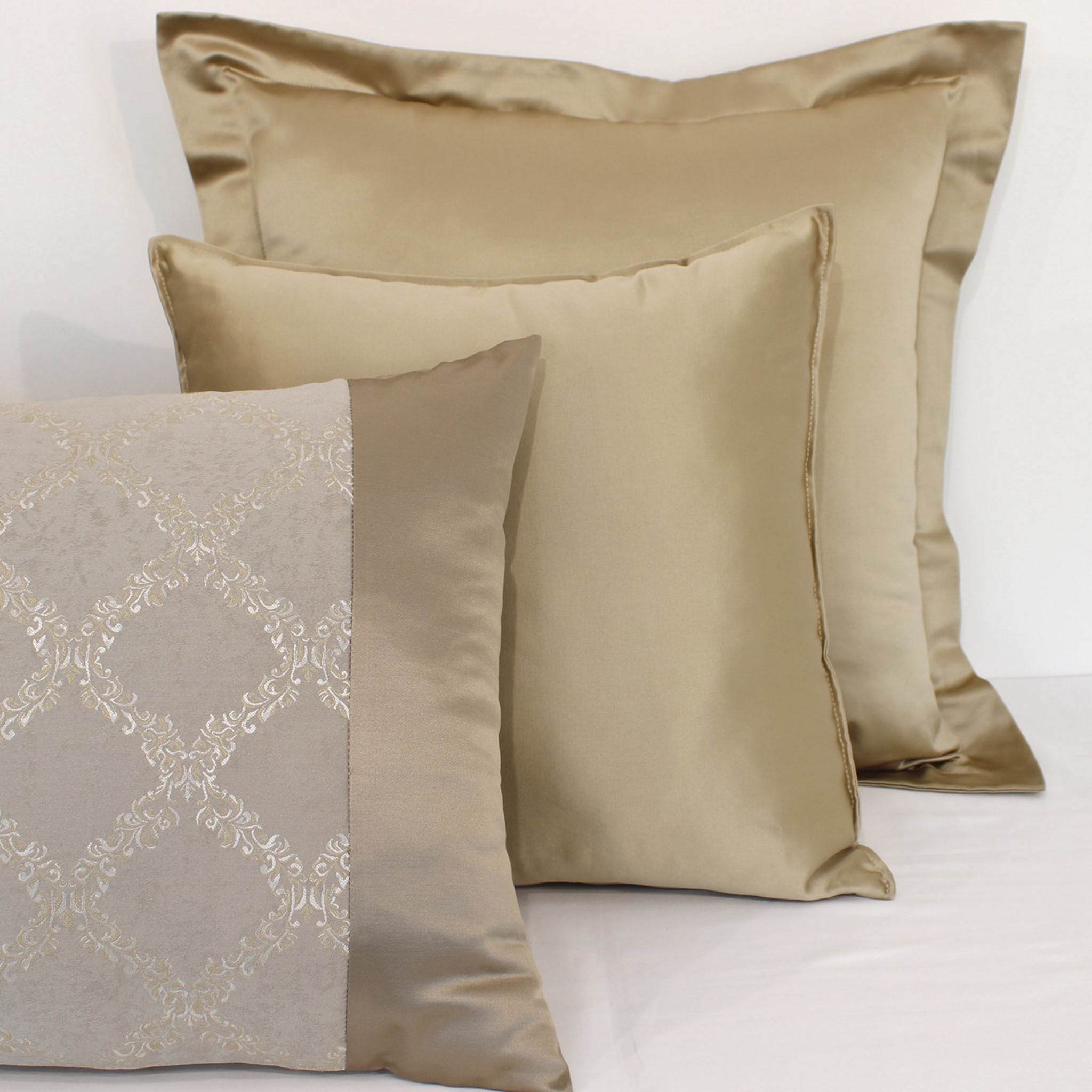 Set of 2 Large Hazel Brown Cushions - Alternative view 1