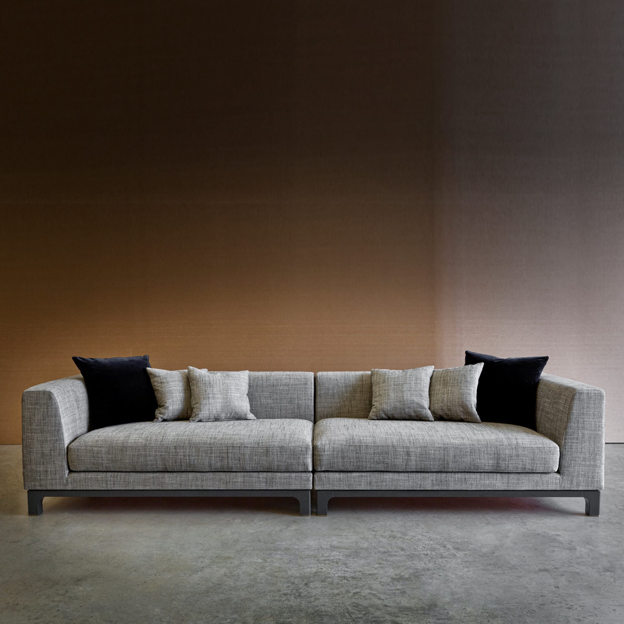 Cupido Large Gray Sofa by Bosco Fair - Alternative view 2