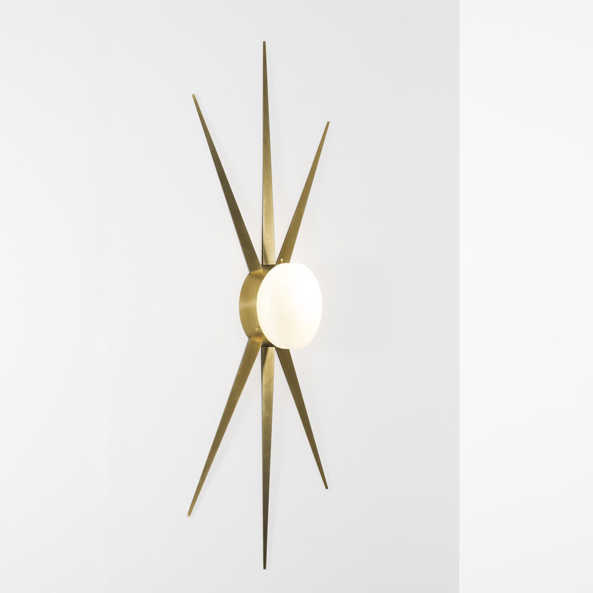 Solare Classic Ceiling/Wall Light - Alternative view 1