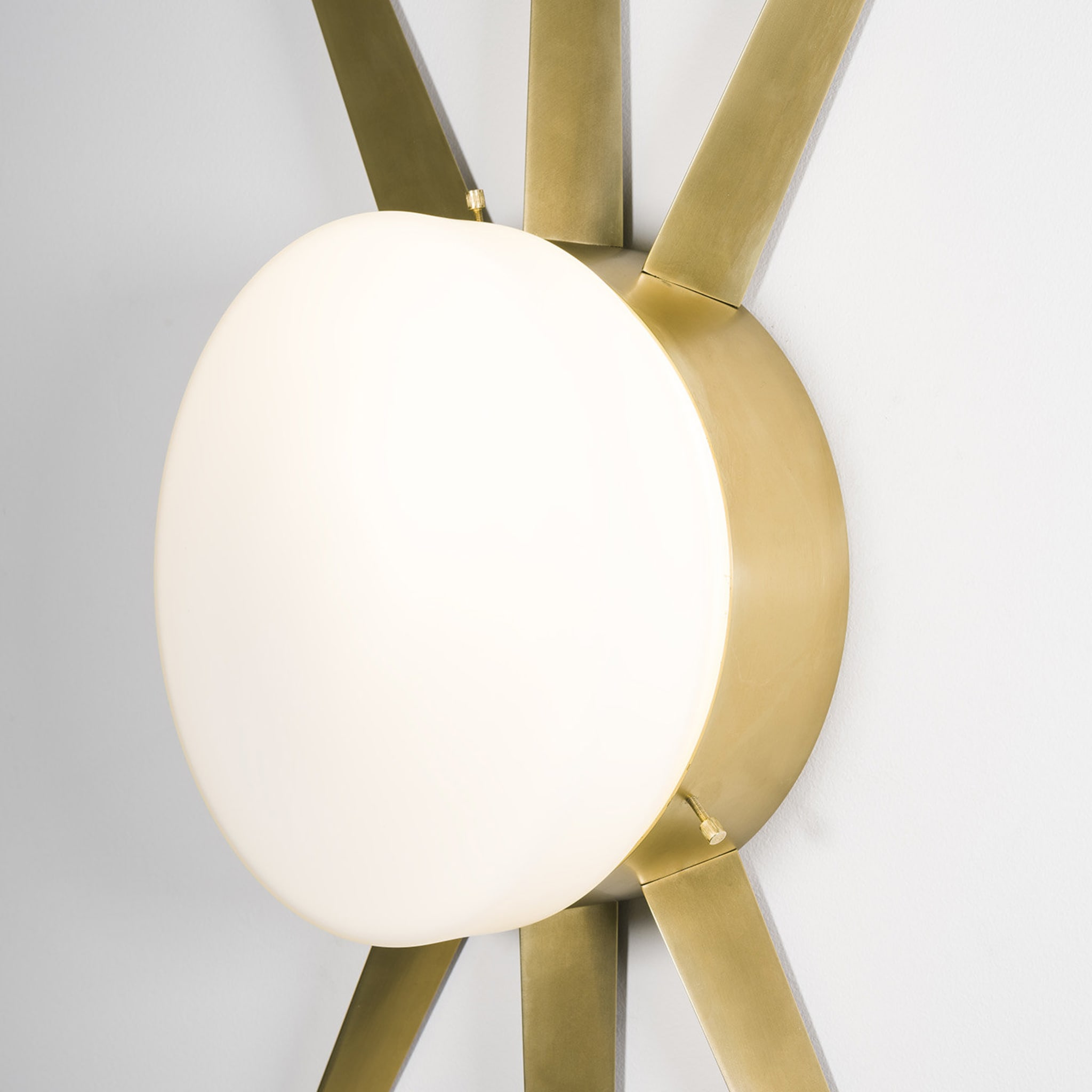 Solare Classic Ceiling/Wall Light - Alternative view 3