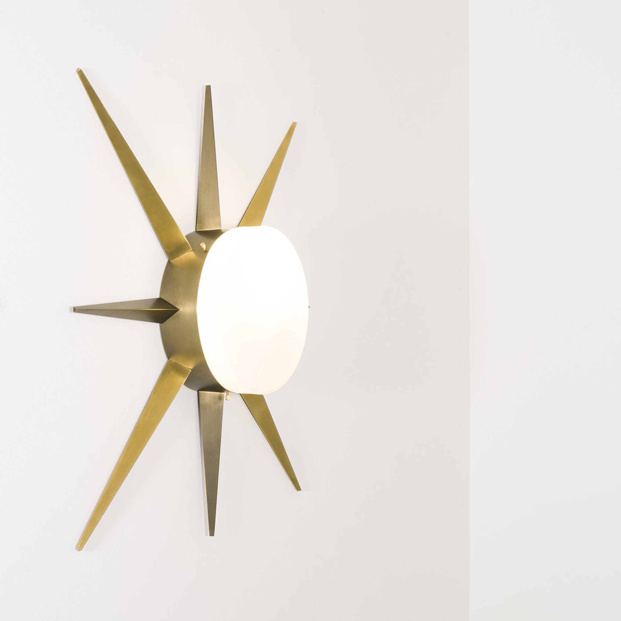 Solare Windrose Ceiling/Wall Light - Alternative view 3