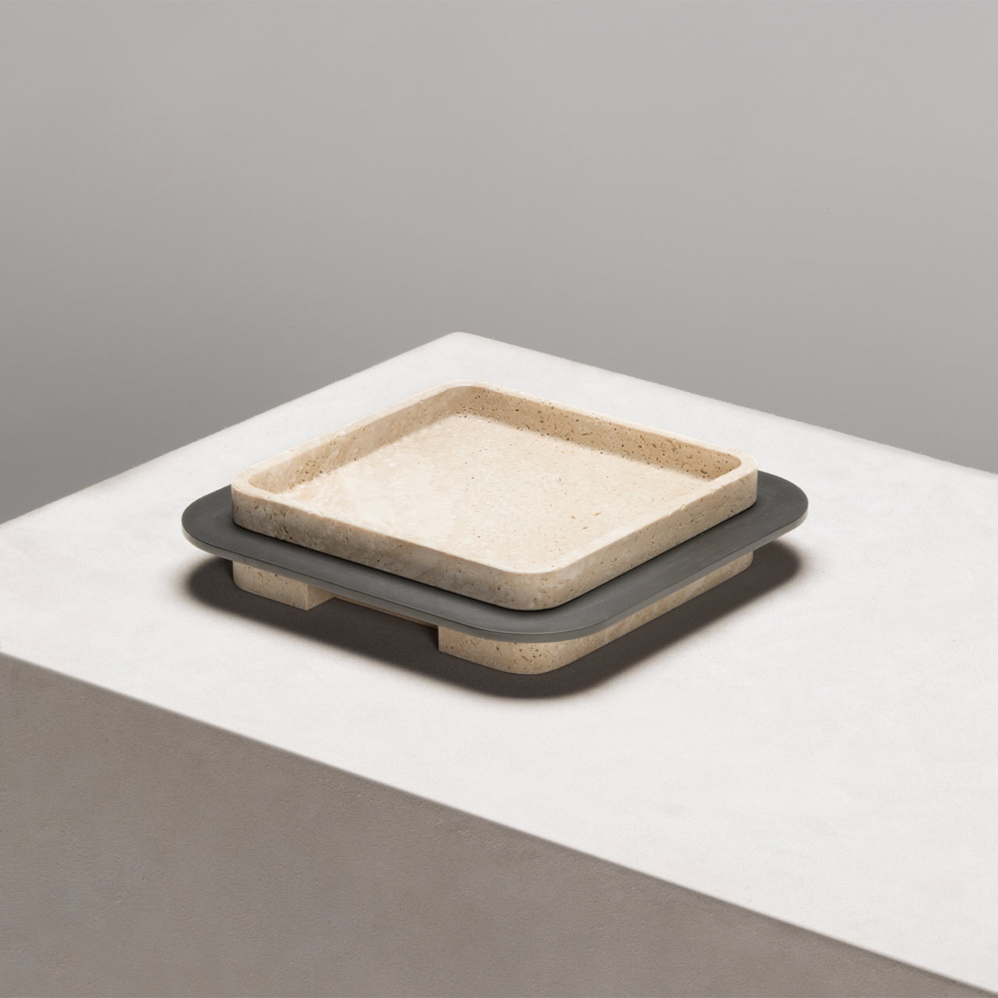 Lloyd Marble Square Tray N. 2 with Bronze Frame - Alternative view 1