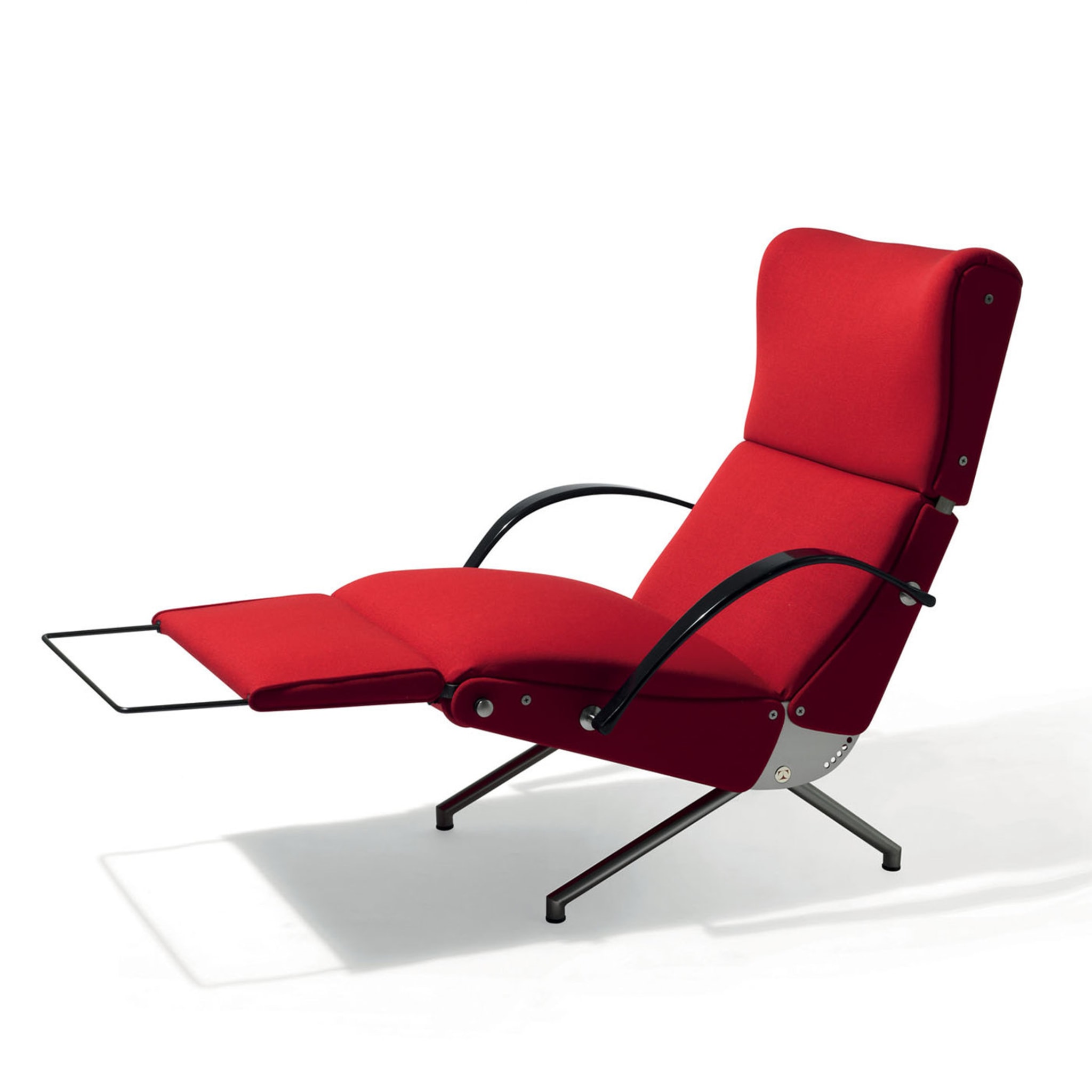 P40 Red Lounge Armchair by Osvaldo Borsani - Alternative view 1