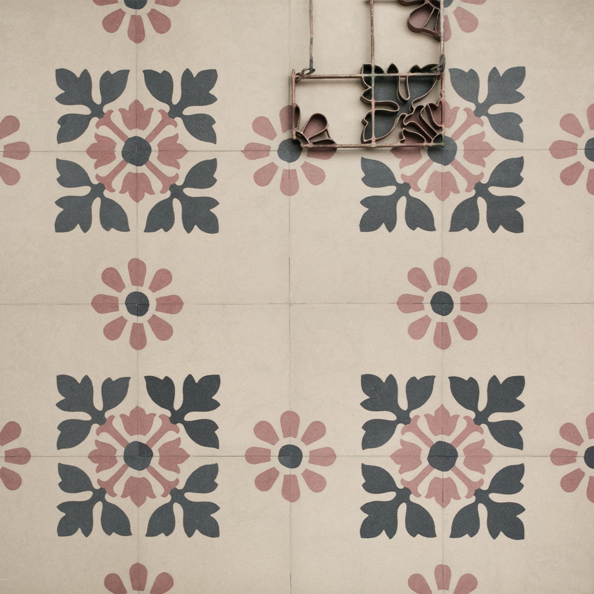 Noemi Set of 25 Cement Tiles - Alternative view 1