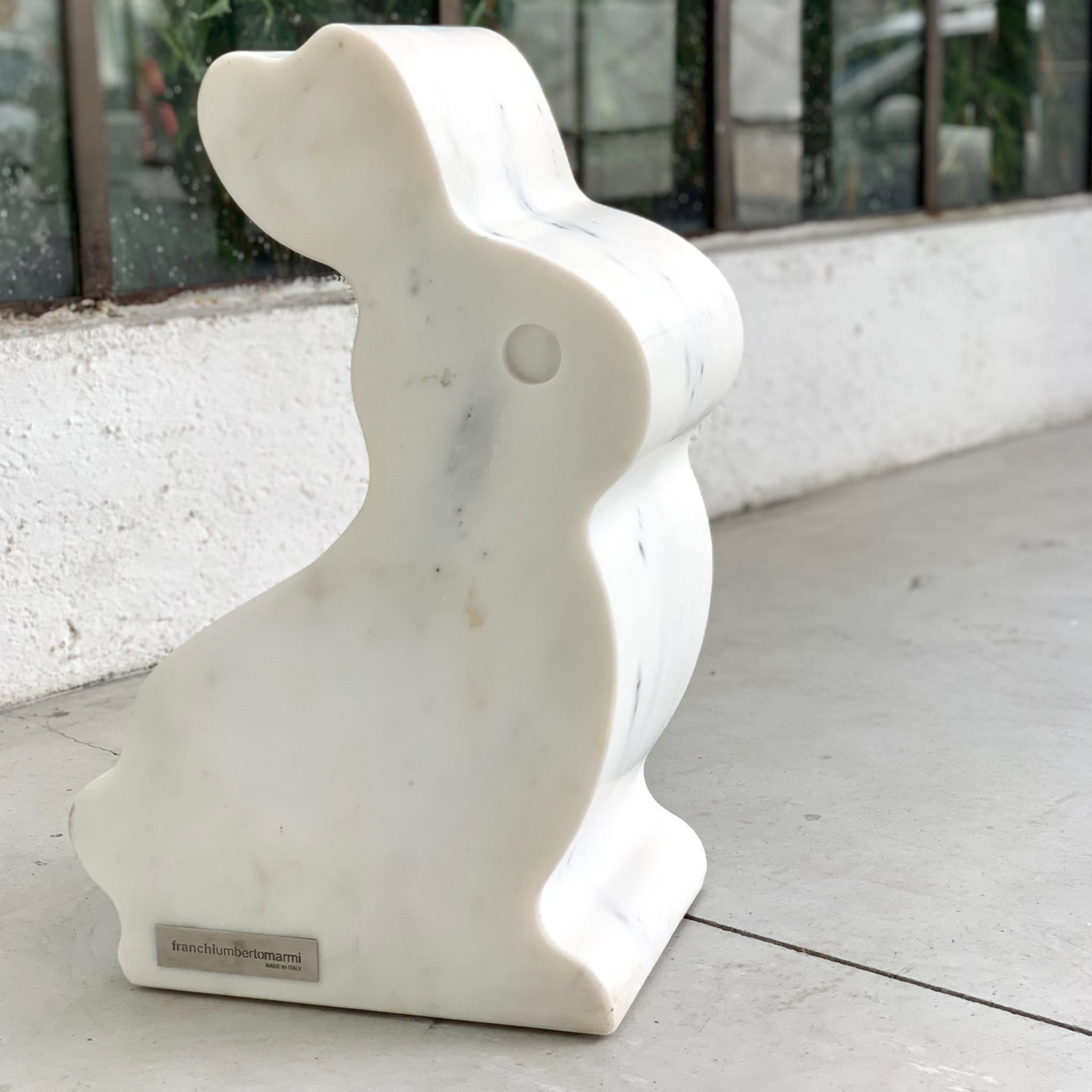 Paonazzo Carrara Marble Rabbit Sculpture by Eugenio Biselli - Alternative view 2