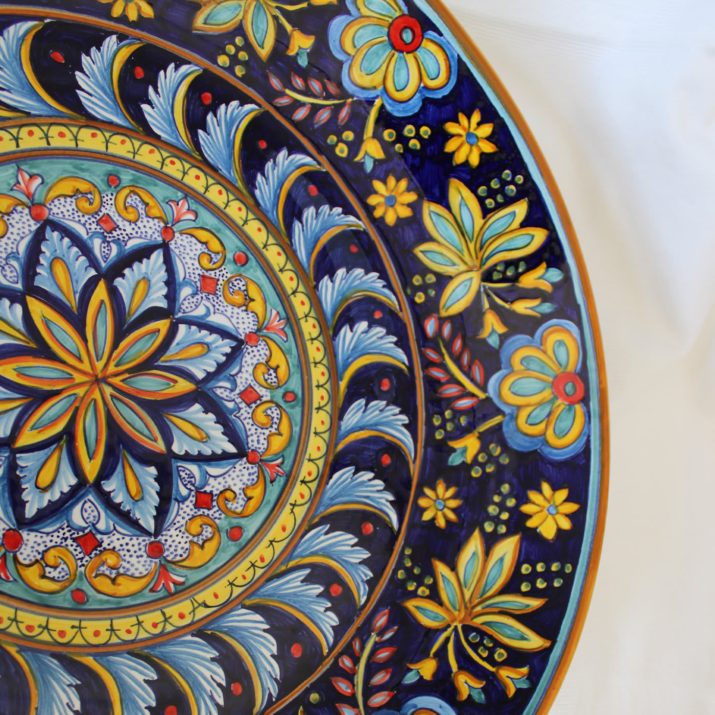 Flora Decorative Plate - Idea Ceramica
