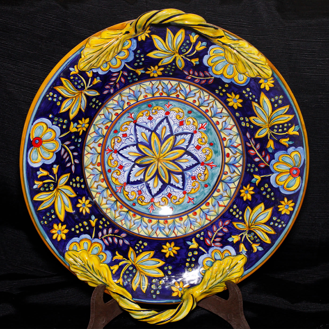 Blue Floral Fruit Bowl with Leaf Handles - Idea Ceramica
