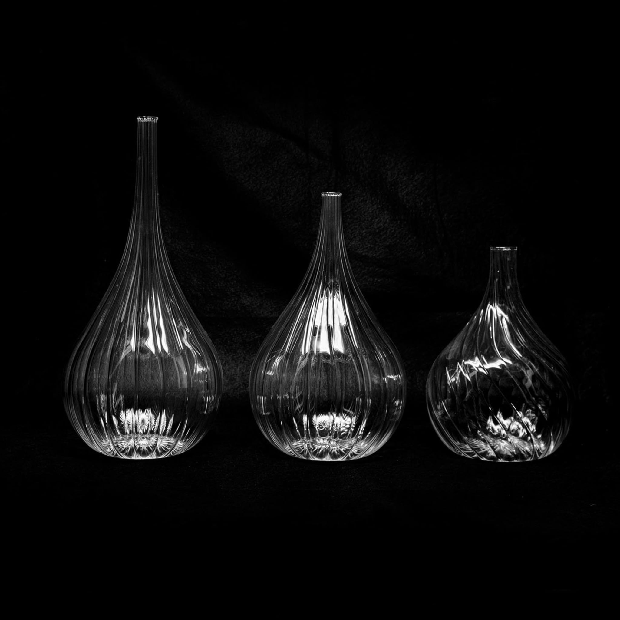 Lukovki Set of 3 Vases - Alternative view 1