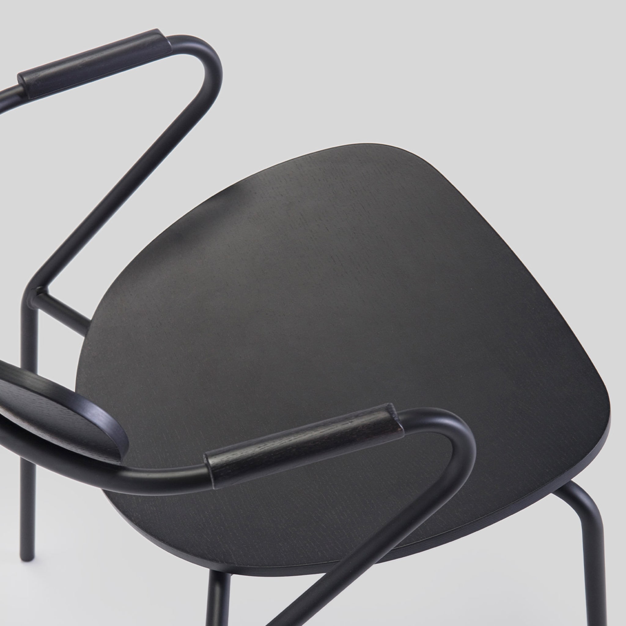 Linea Black Chair with Armrests - Alternative view 1