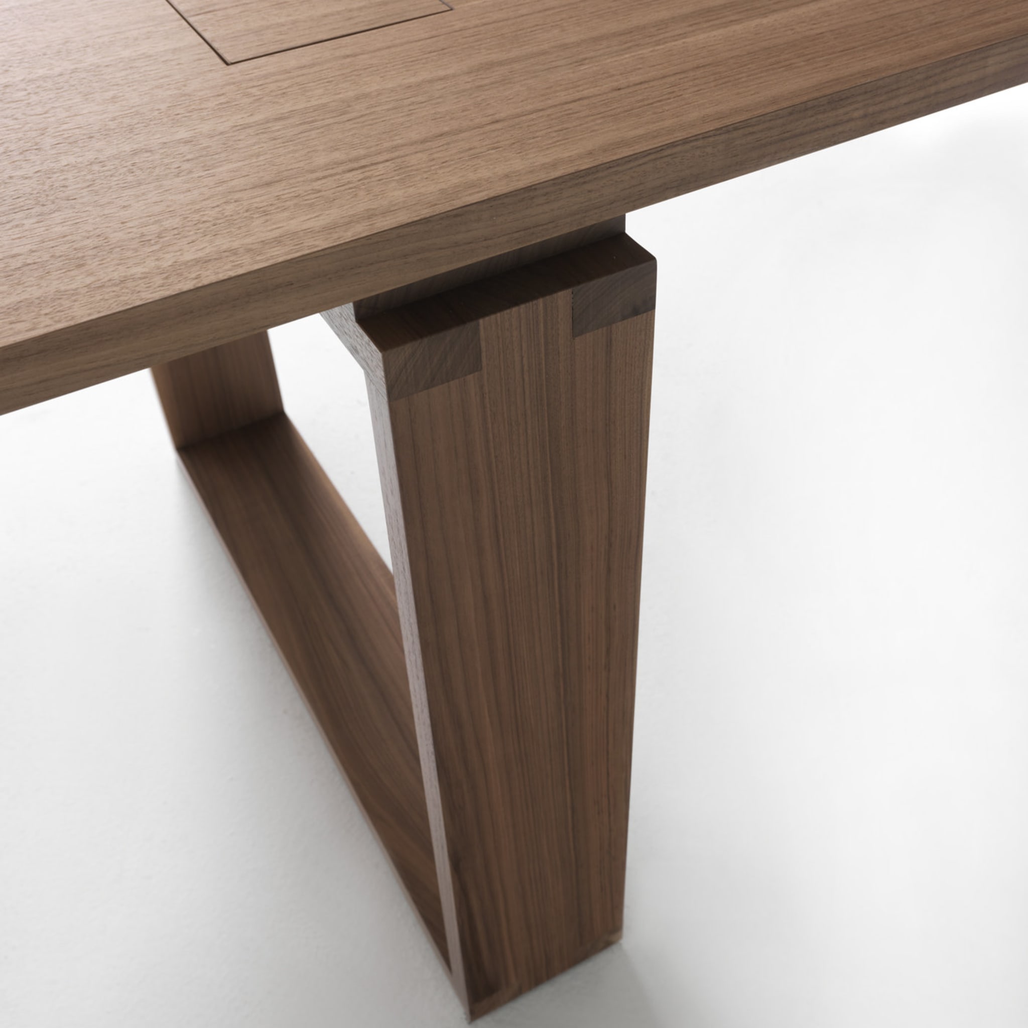 Ta.ta Wood Table - Alternative view 4