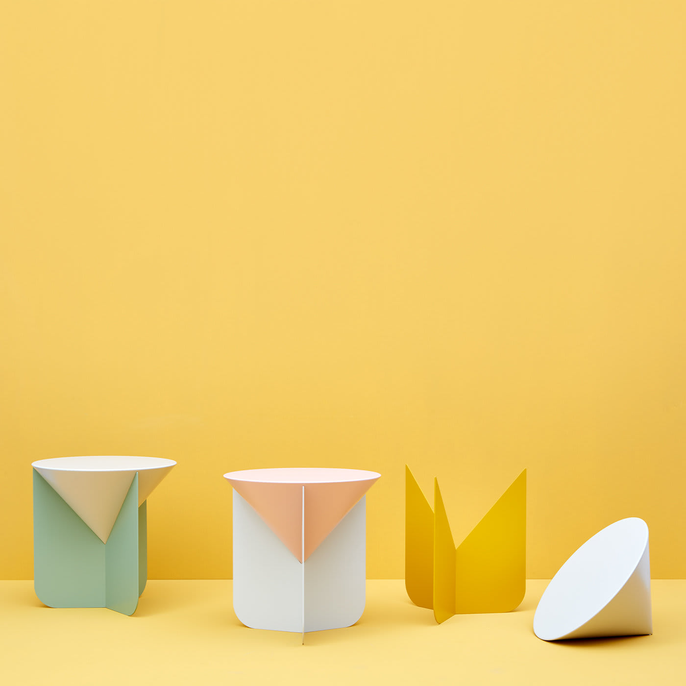 Cone White and Green Side Table by Matteo Zorzenoni - Scapin Collezioni