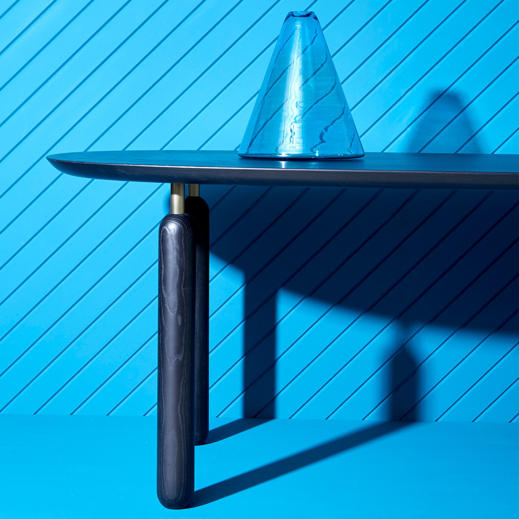 Ellipse Table by Matteo Zorzenoni - Alternative view 1