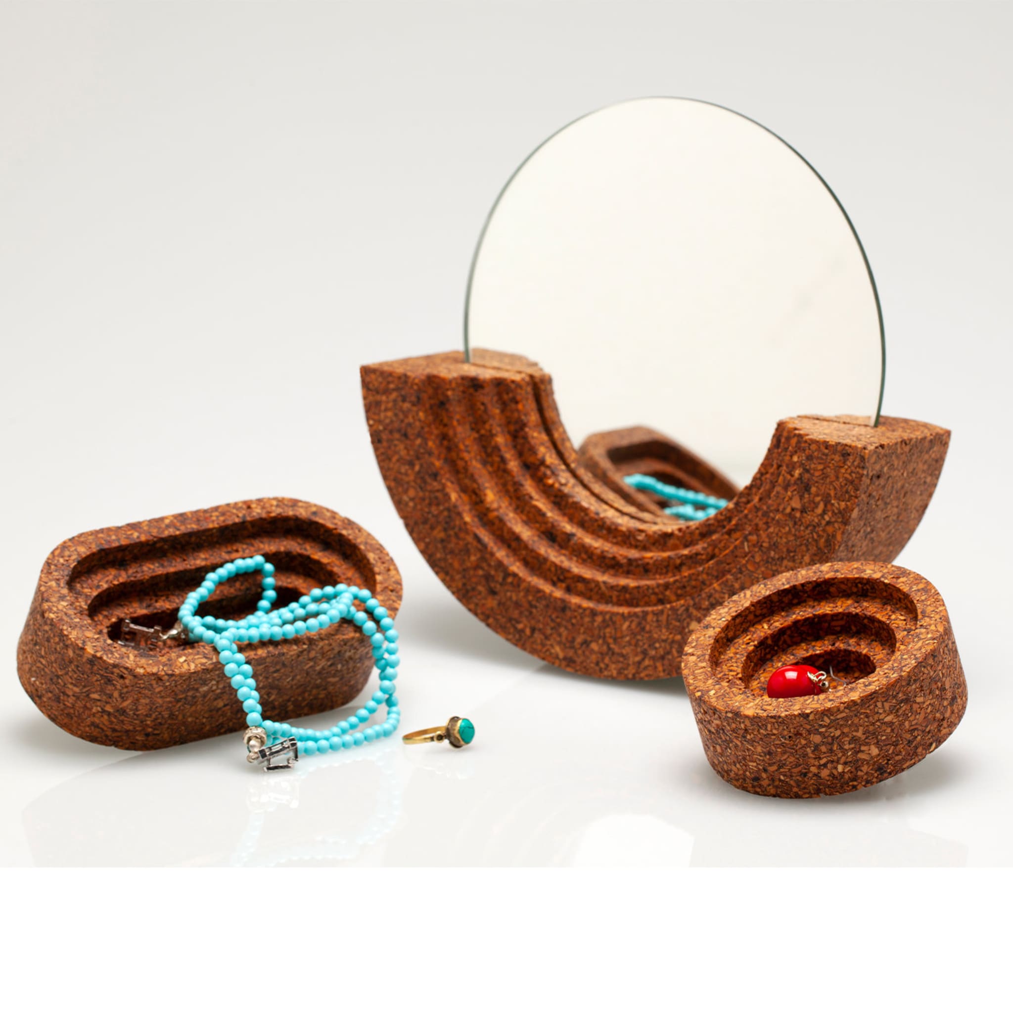 Veneris Set of 1 Mirror and 2 Containers by Nunzia Ponsillo - Alternative view 3