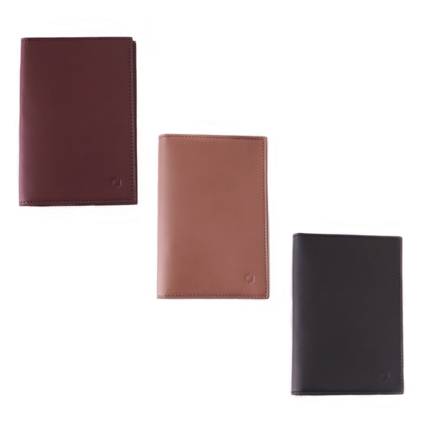 mahogany-leather-passport-holder-officina-del-poggio-artemest