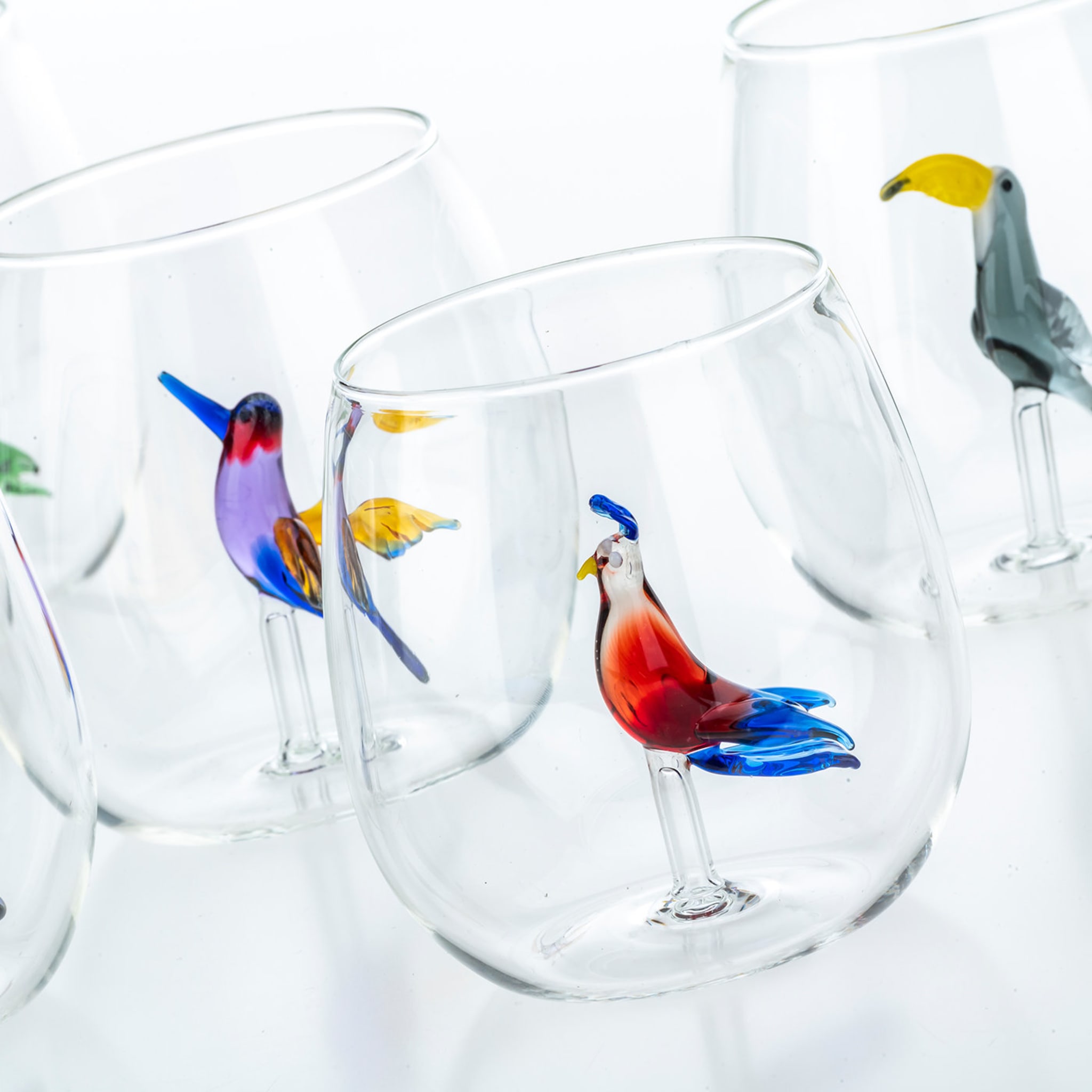 Set of 6 Tropical Bird Glasses and Peacock Pitcher - Alternative view 2