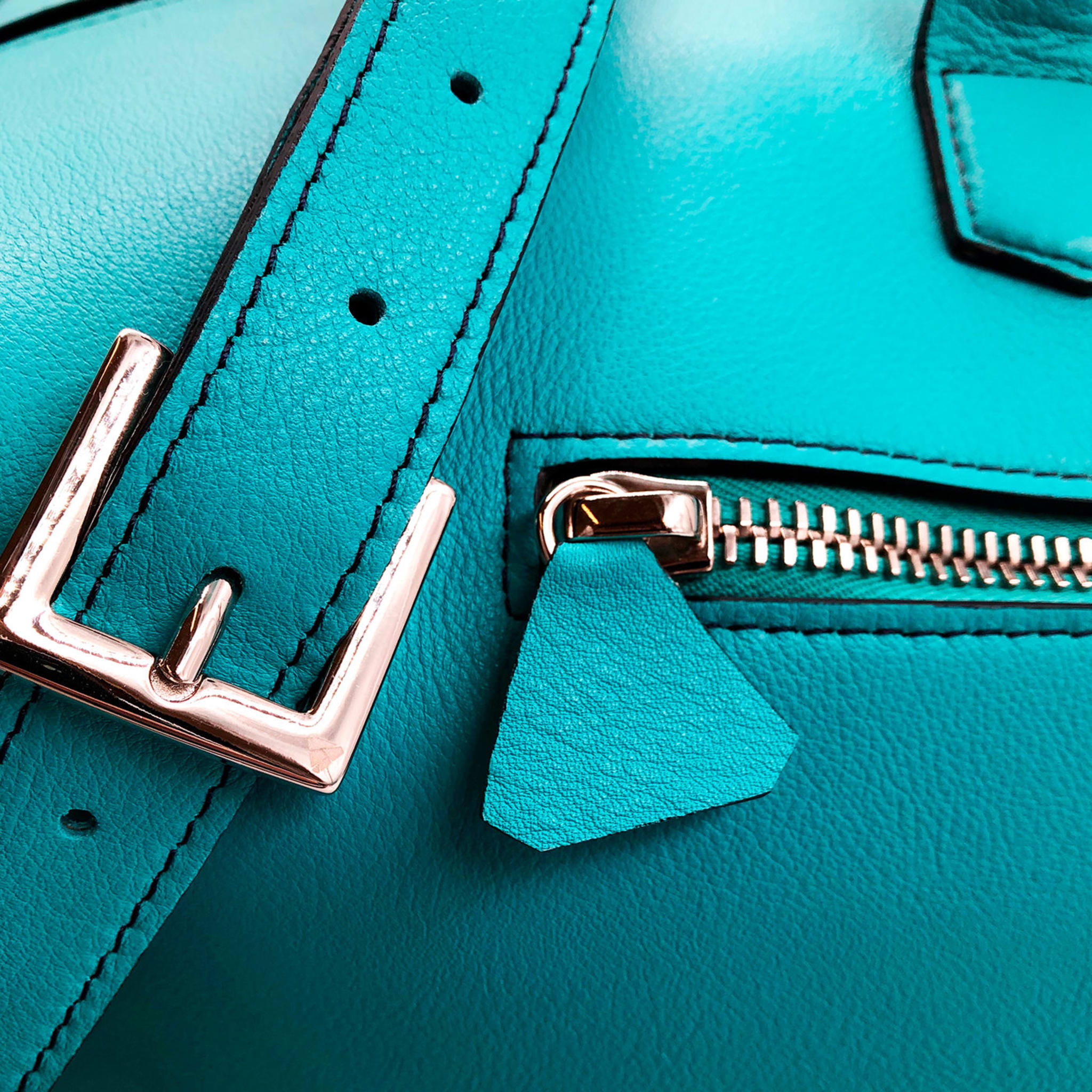 Turquoise Weekender Bag - Alternative view 4