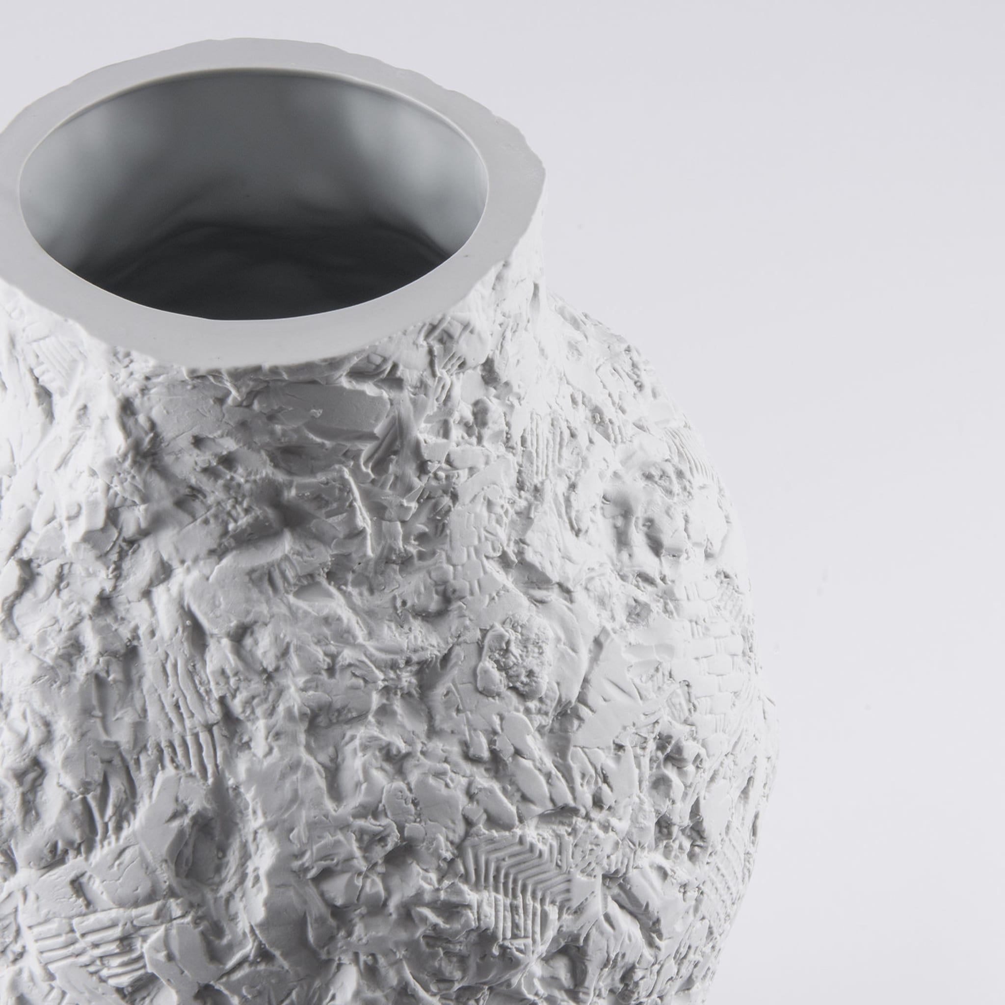 Esker Large Vase by Pol Polloniato - Alternative view 1
