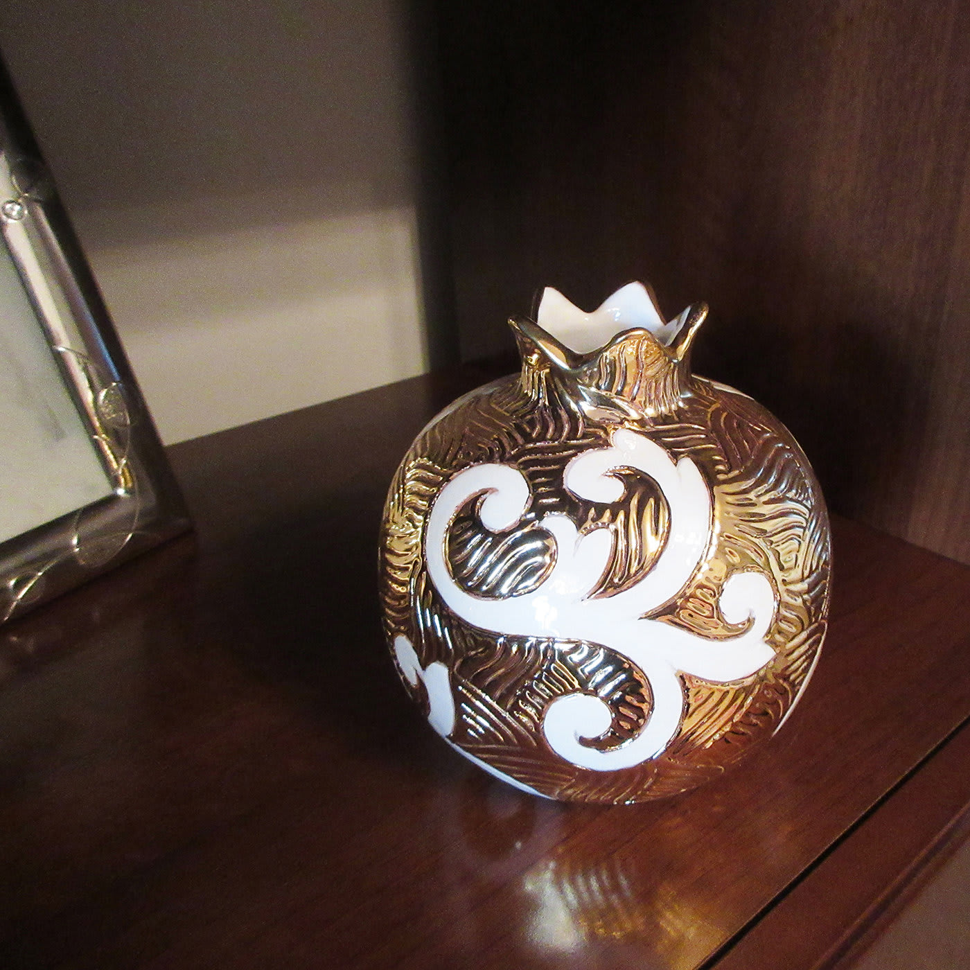 Large Gold and White Ceramic Pomegranate - Sambuco