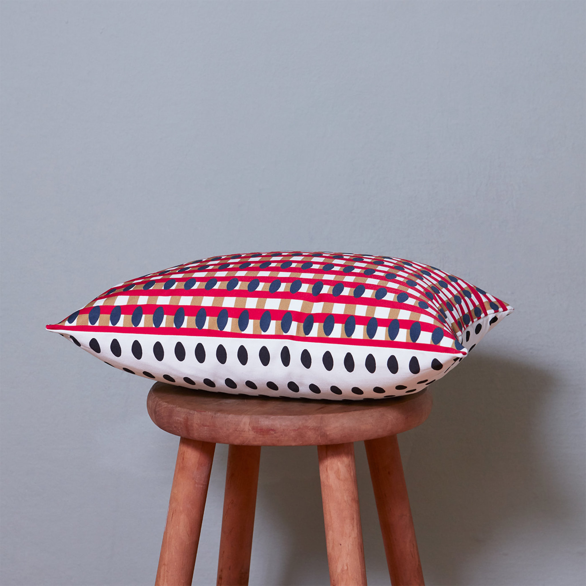 Set of 2 Anni Cushions Geometric Pattern #4 - Alternative view 1