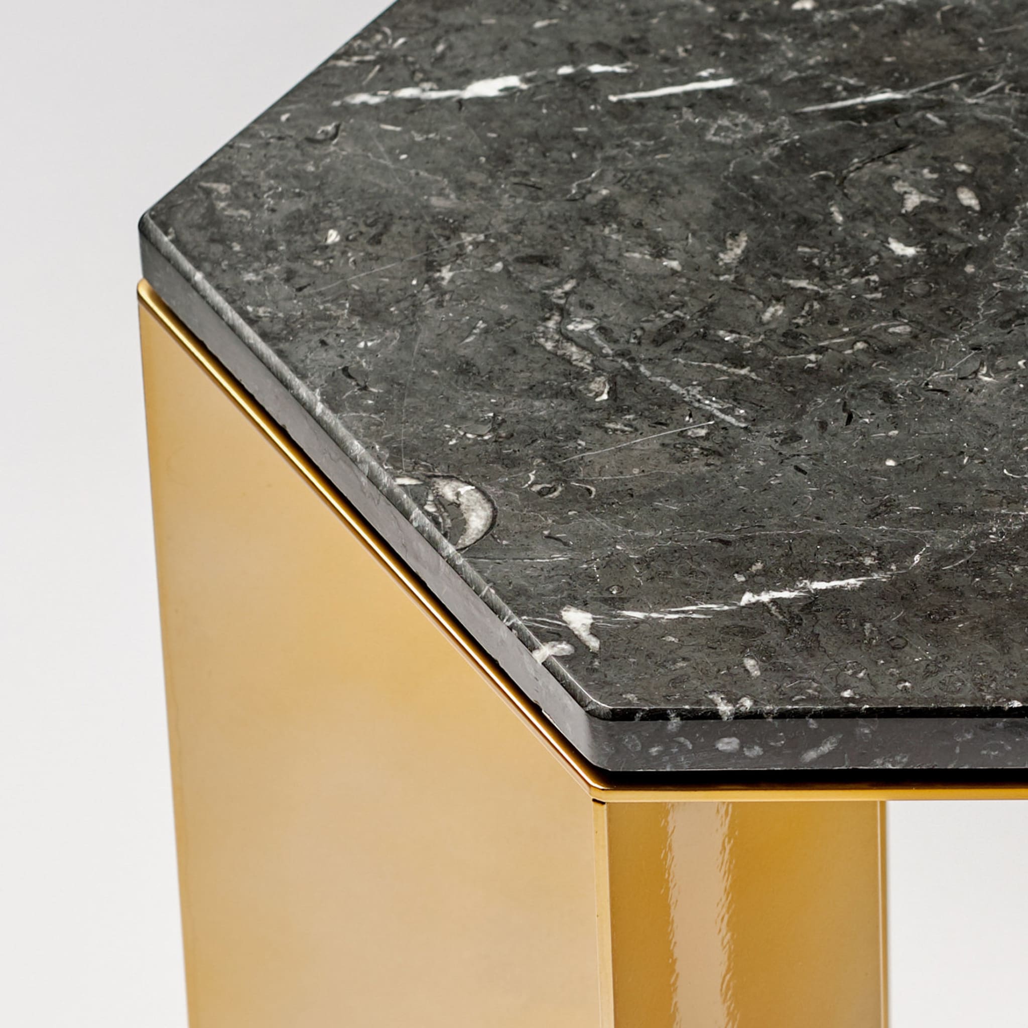 Alato Black and Gold Side Table by Antonio Saporito - Alternative view 1