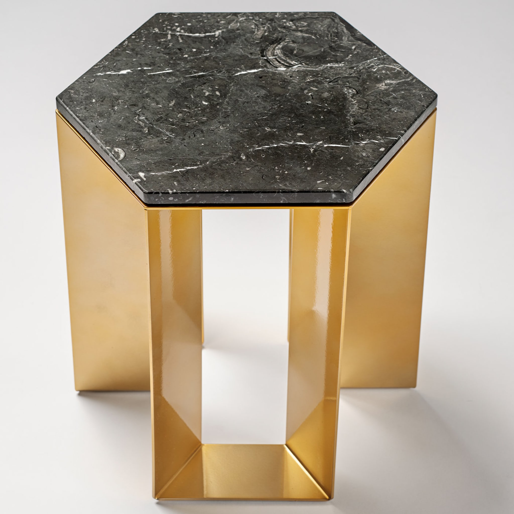 Alato Black and Gold Side Table by Antonio Saporito - Alternative view 3