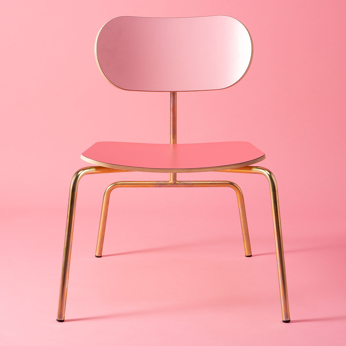 Lombrello Pink Lounge Chair by Andrea Forapani - Lombrello