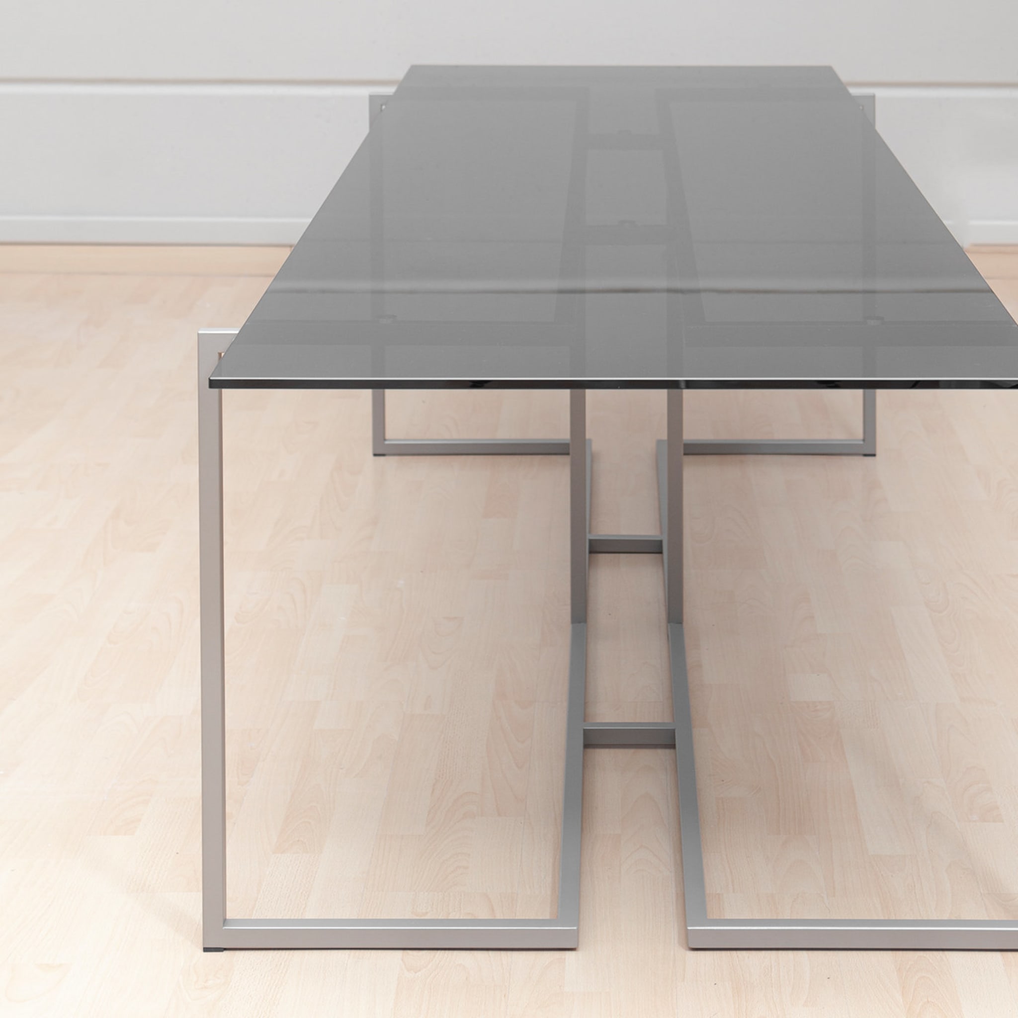 Lete Dining Table - Alternative view 1