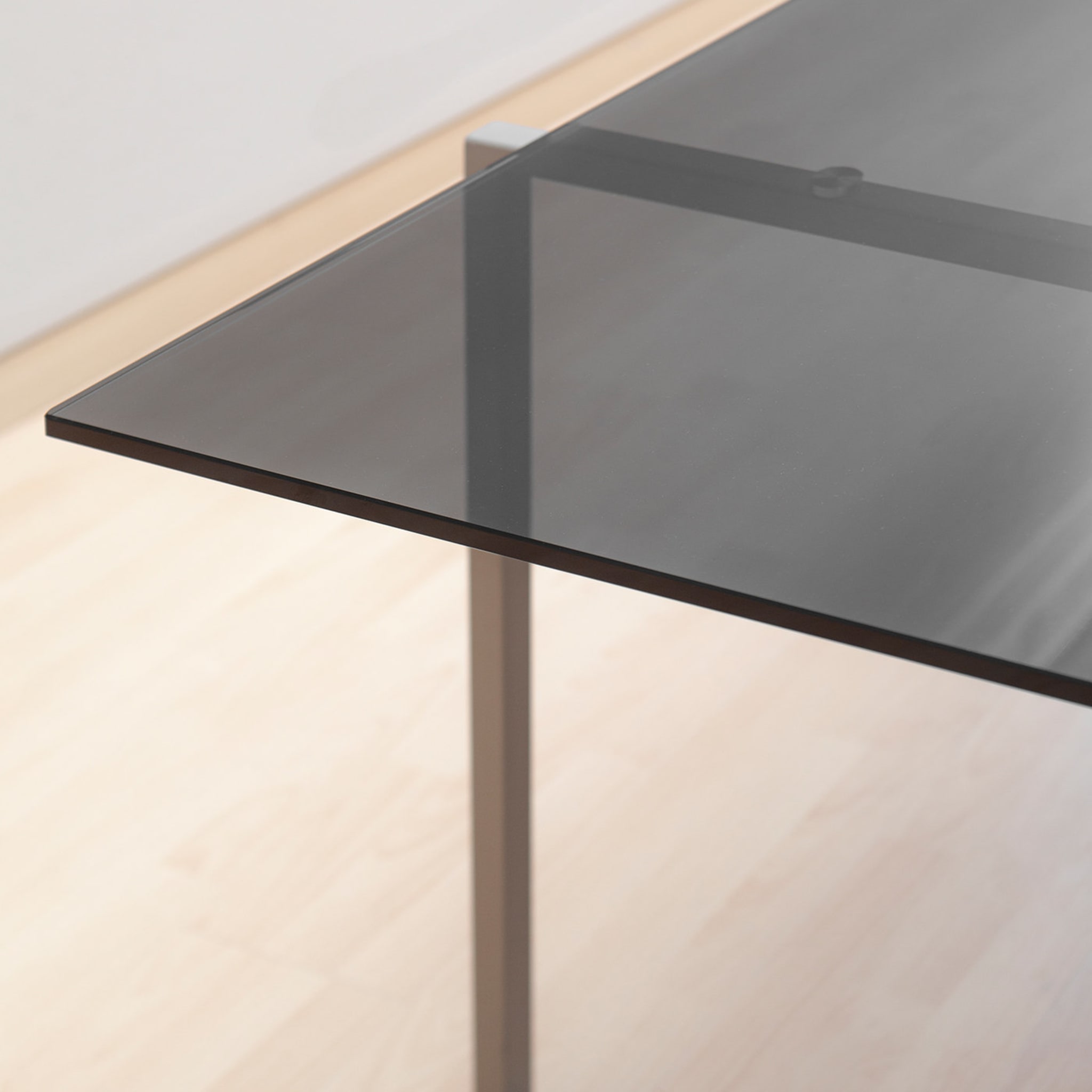 Lete Dining Table - Alternative view 3