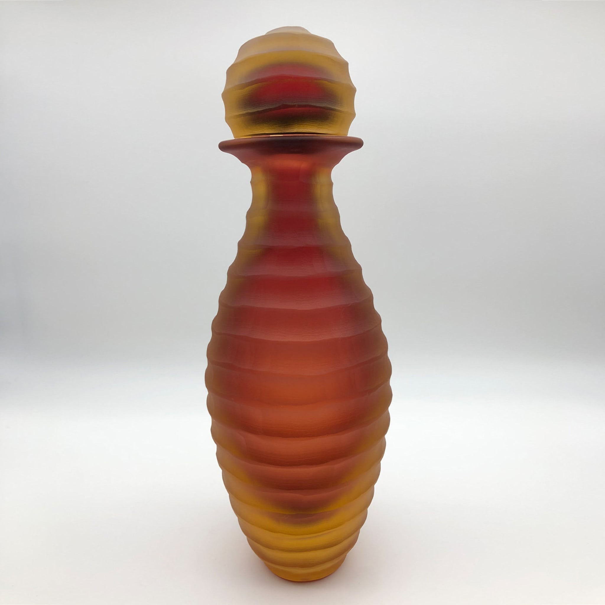 Tall Ruby Bottle par Achille D'Este et Renzo Vianello - Vue alternative 3