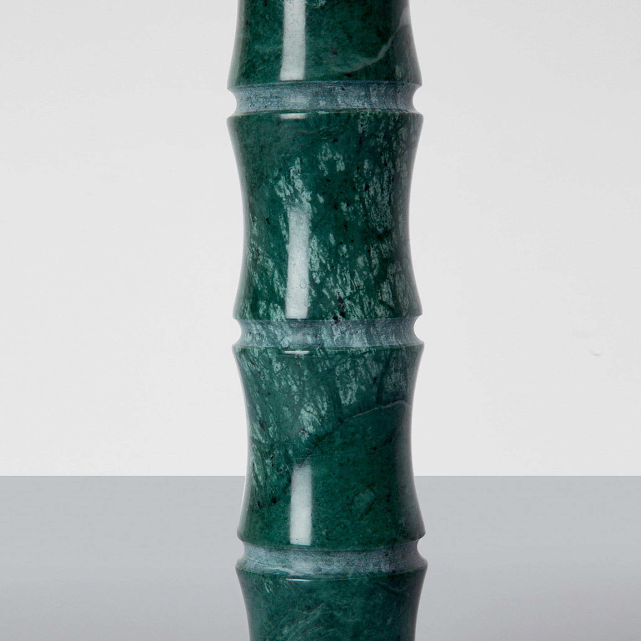 Kadomatsu Large Green Guatemala Vase by Michele Chiossi - Alternative view 2