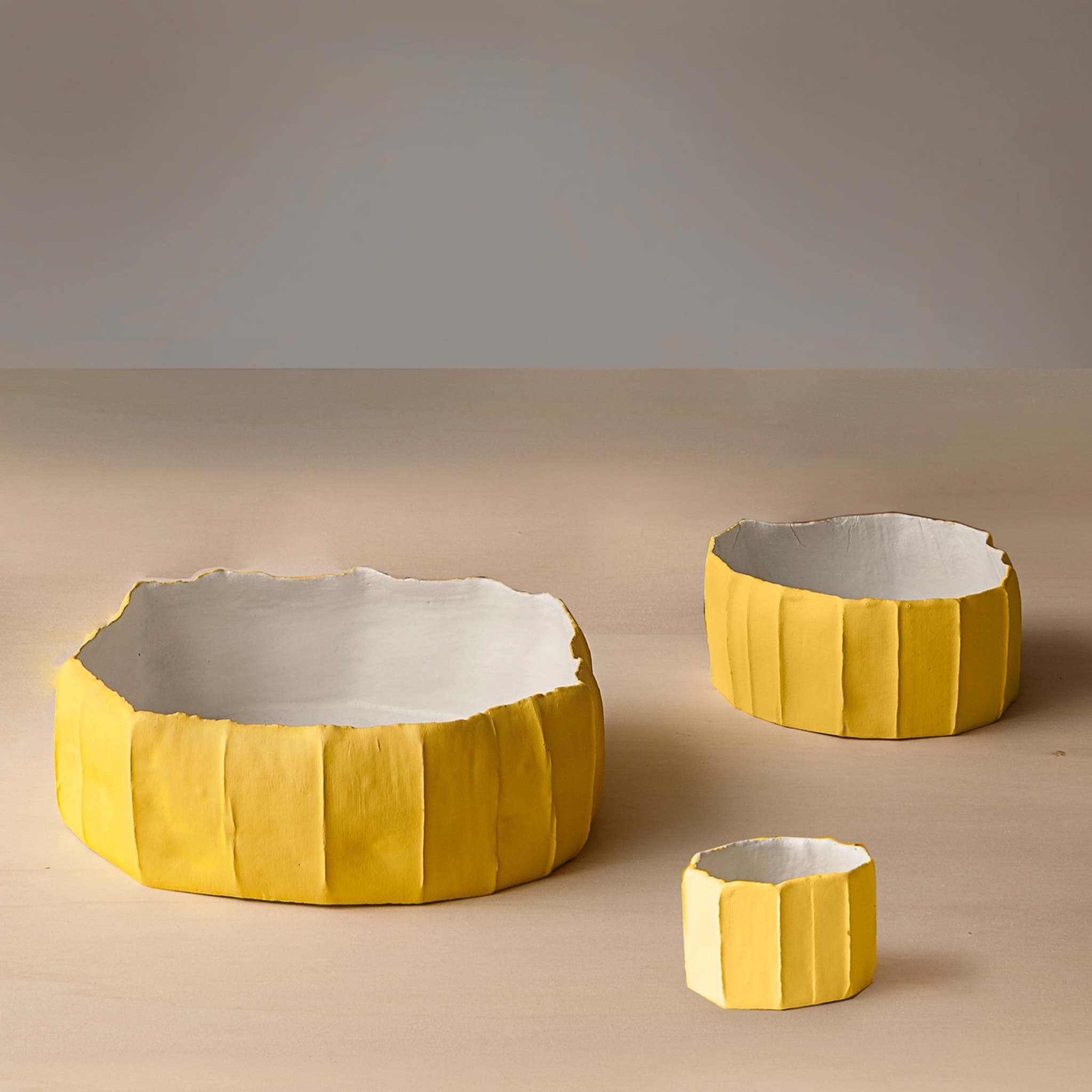 Set of 3 Ninfea Yellow Bowls - Alternative view 1