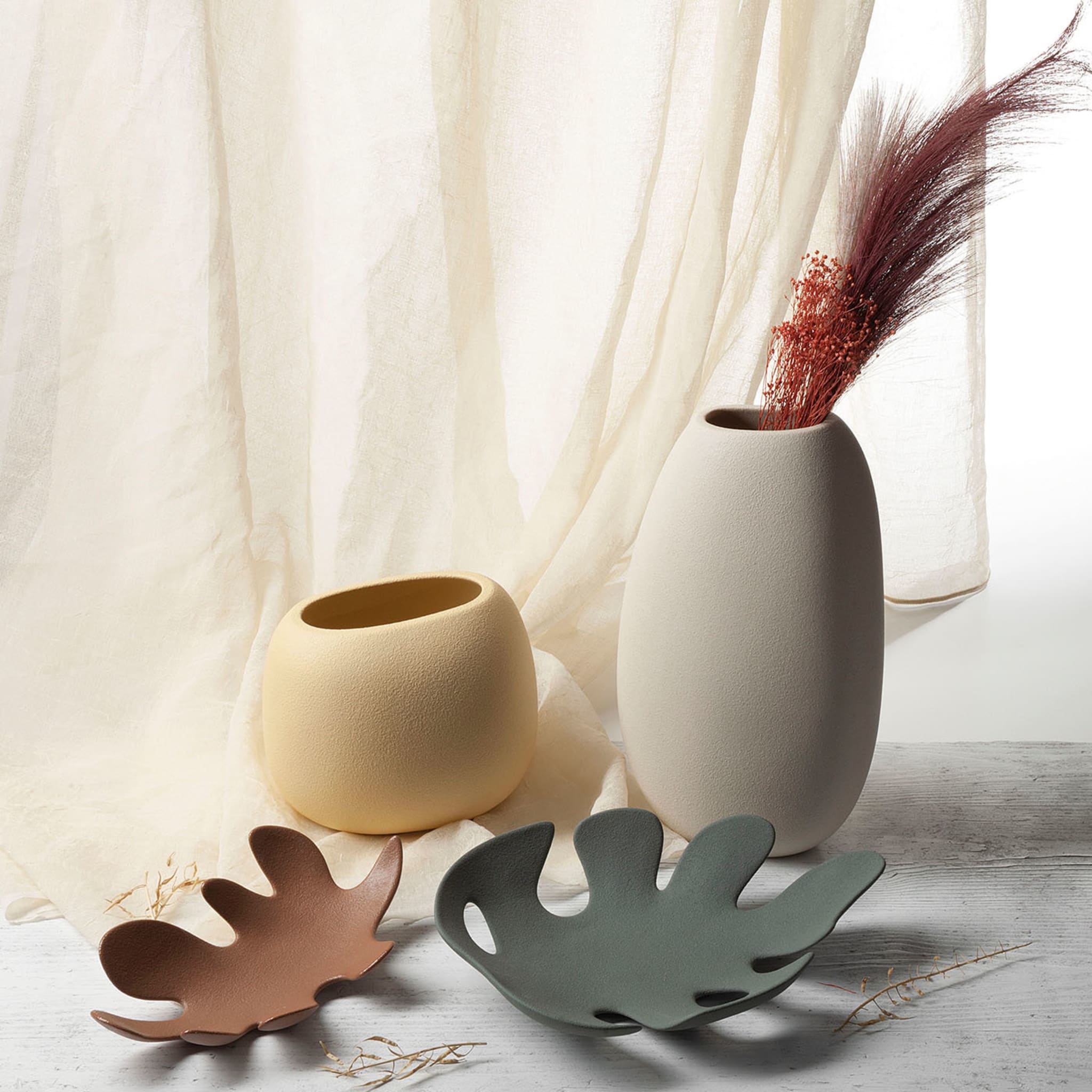 Hello Matisse Small Vase - Alternative view 1