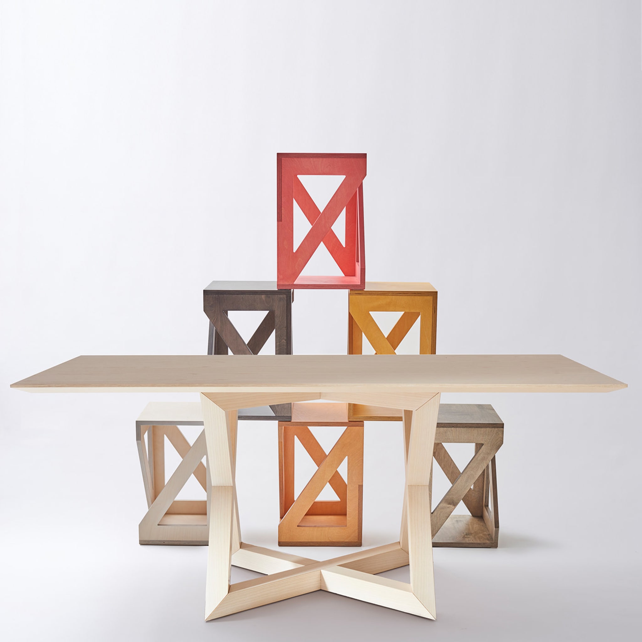 RK Wooden Dining Table by Antonio Saporito - Alternative view 3
