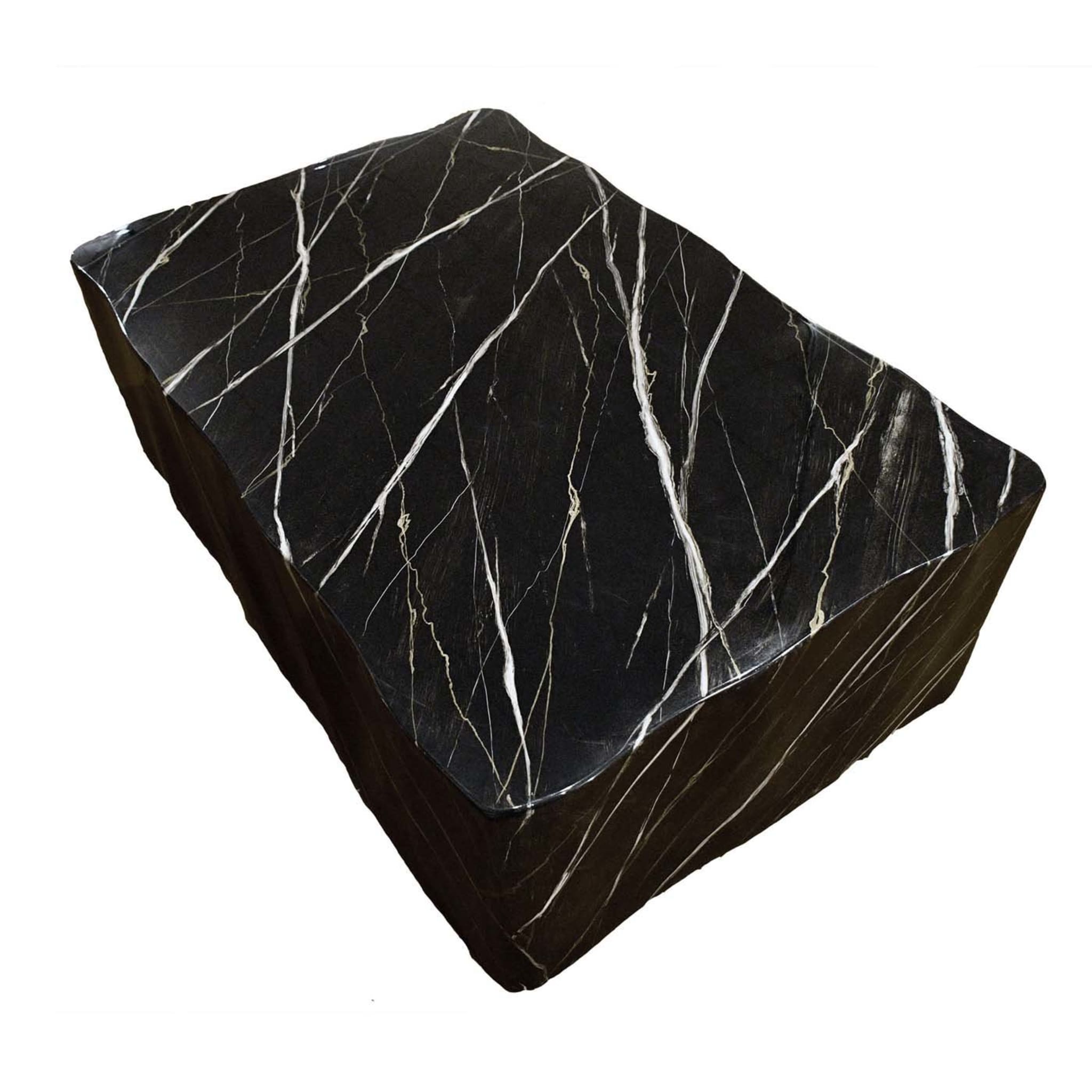 Tavolino con effetto marmo nero - Vista principale