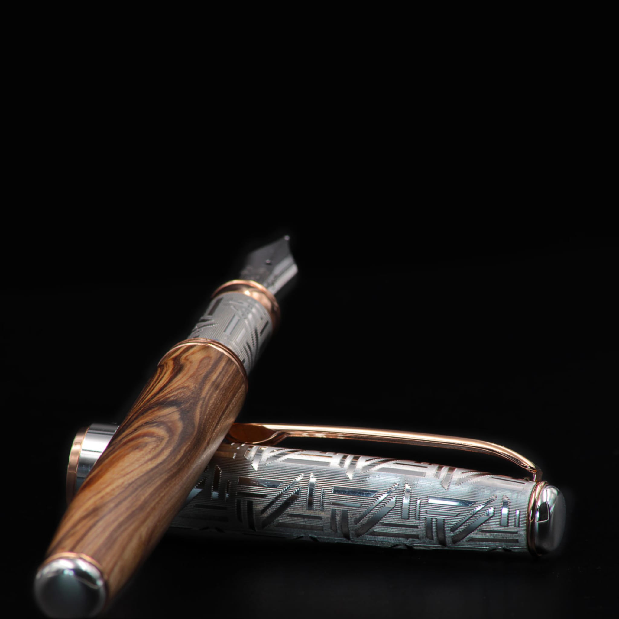 Olive Wood/Silver Fountain Pen - Alternative view 2