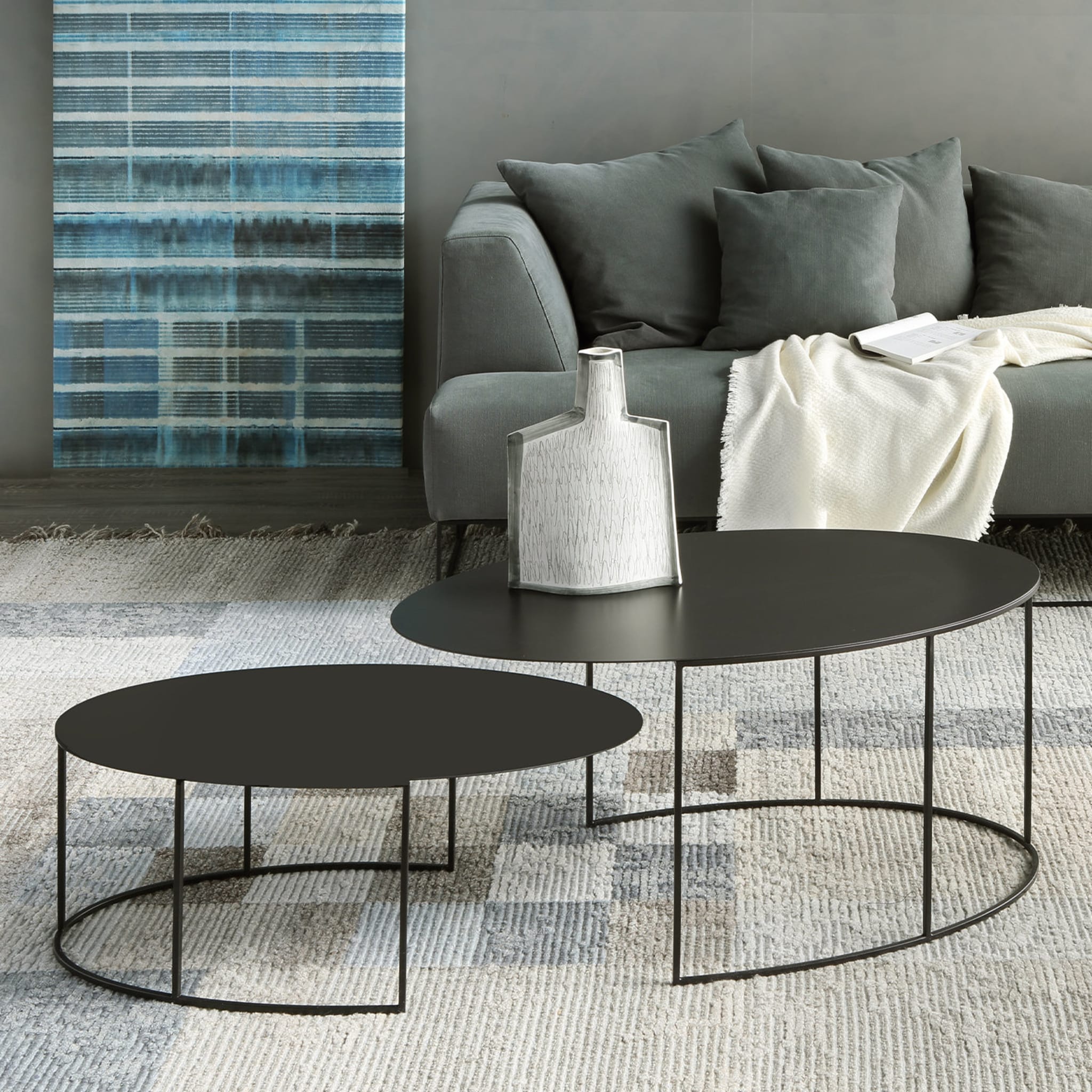 Slim Irony Set of 2 Oval Tables by Maurizio Peregalli - Alternative view 1
