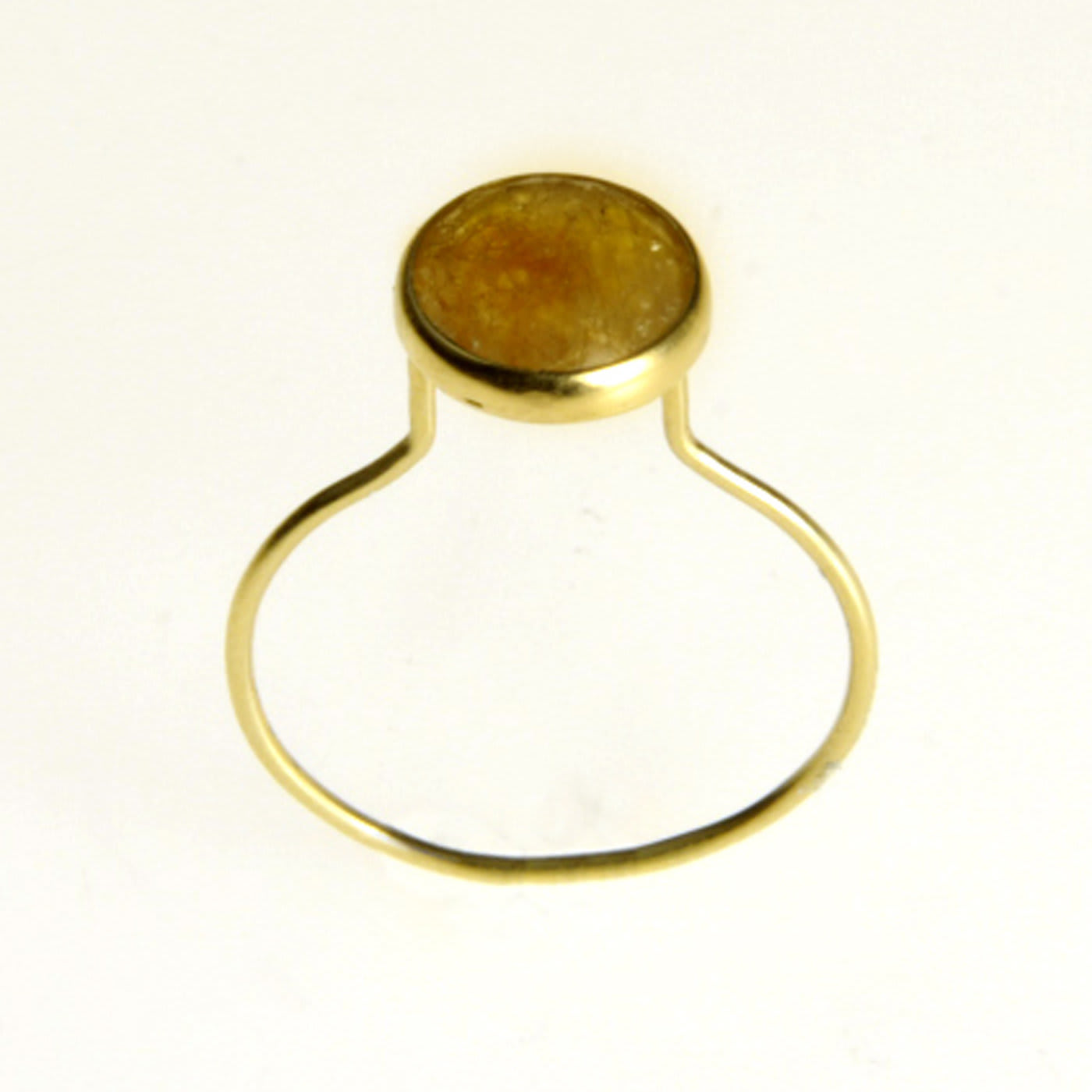 Round Sapphire Ring - Maitea