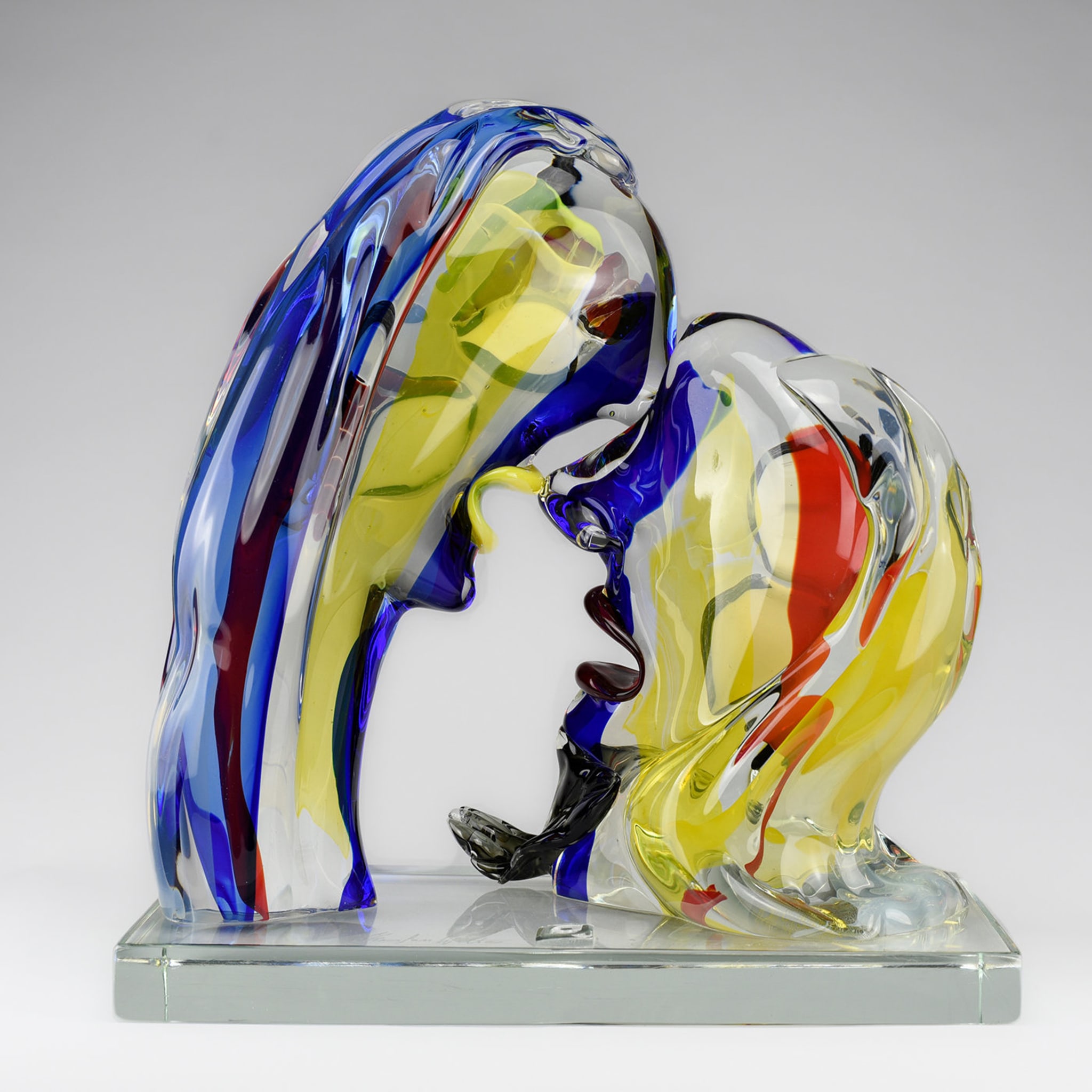 Il Bacio Polychrome Glass Sculpture - Alternative view 2