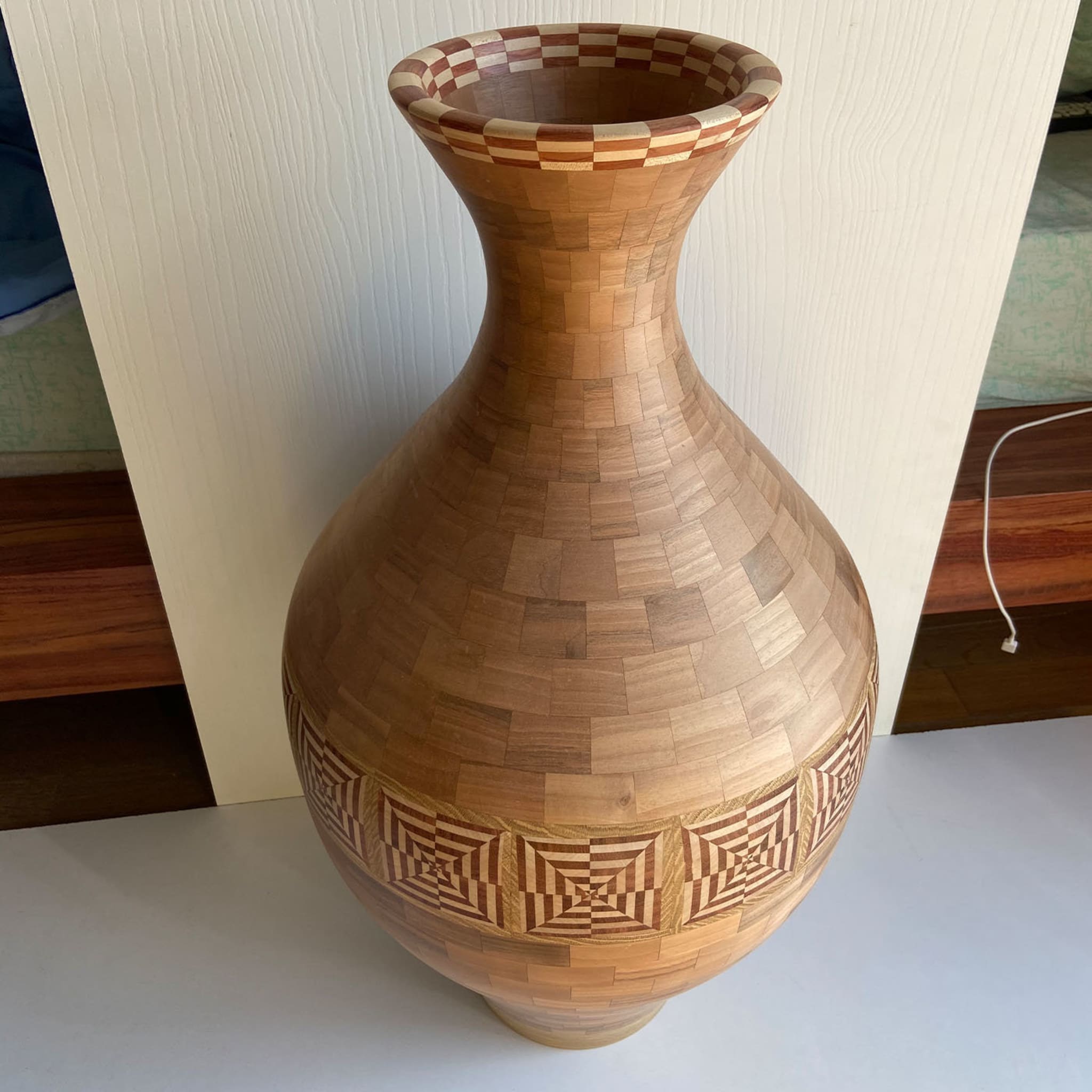 Walnut and Durmast Vase - Alternative view 1