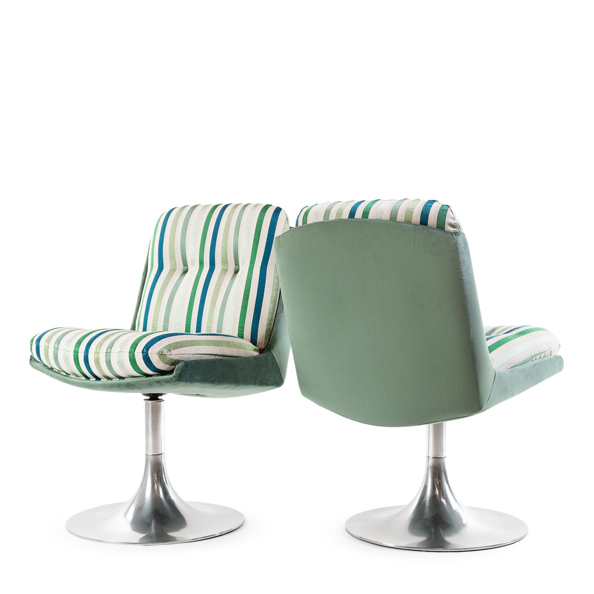 Trophies Set of 2 Pedestal Chairs  - Alternative view 2