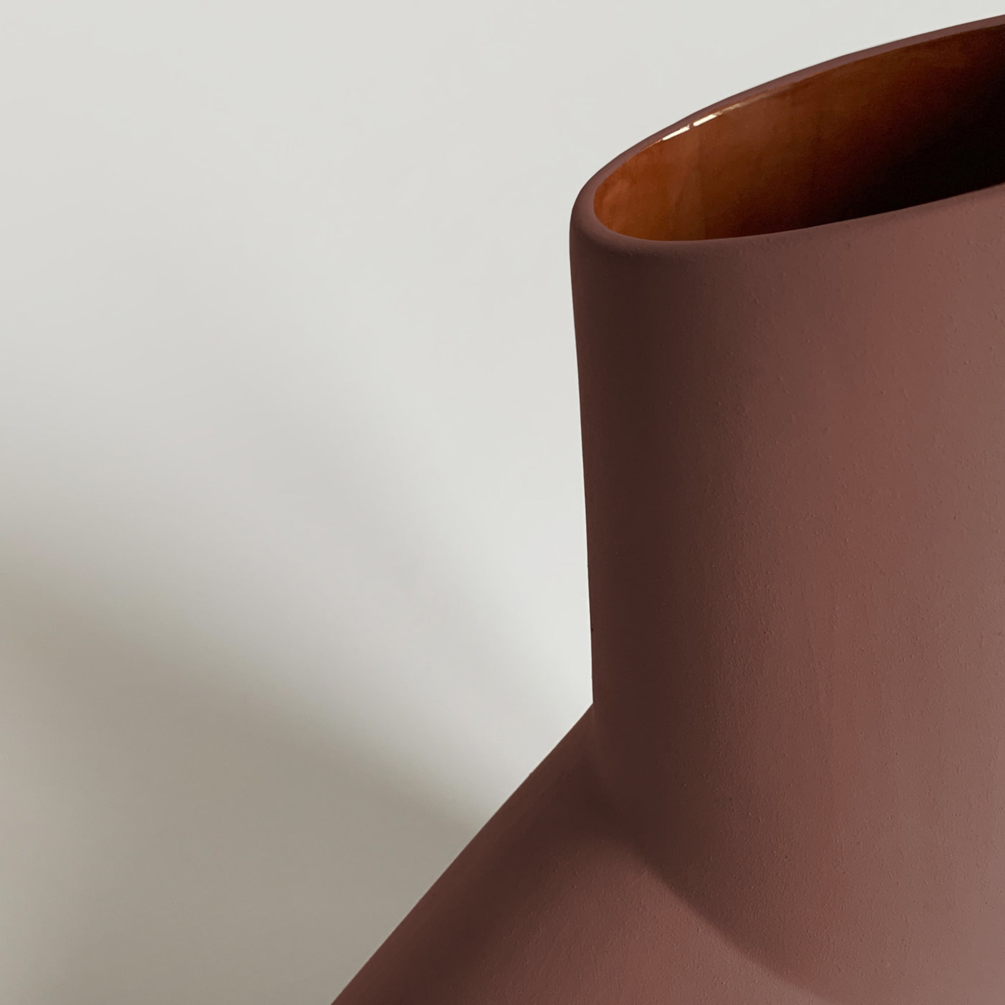 Menadi Coffee Ceramic Vase - Alternative view 3