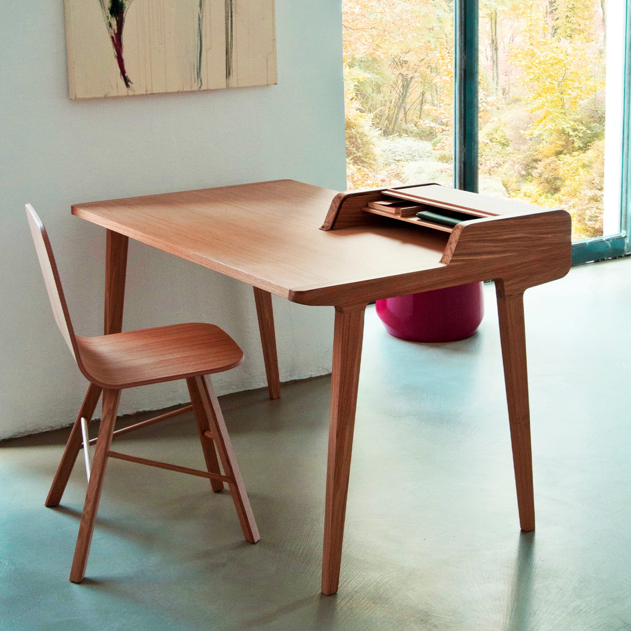Tria Simple Oak Wood Chair - Alternative view 1